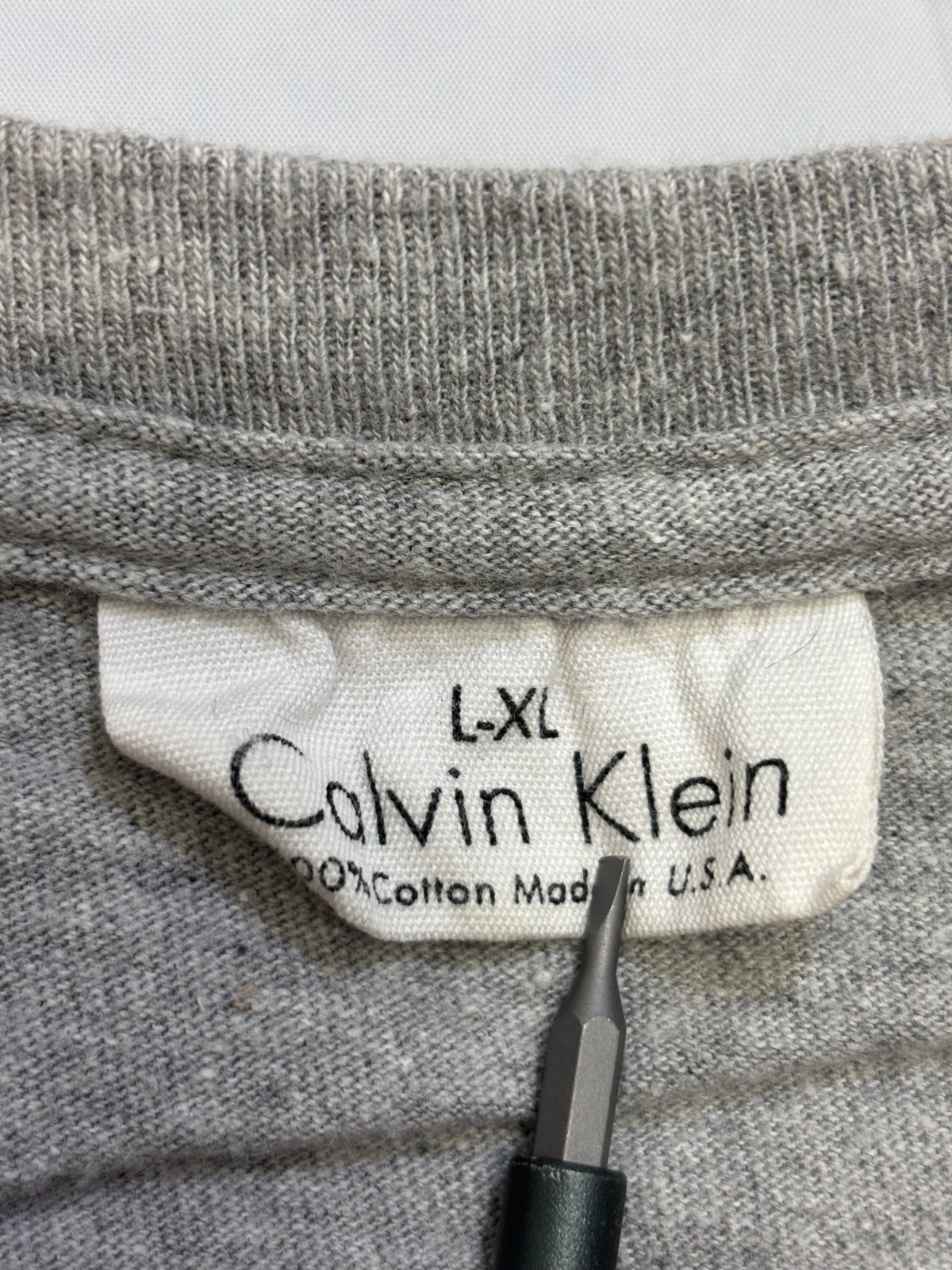 Calvin Klein Womens T-Shirt Gray Spell Out Classic Logo Short Sleeve Crop Top XL