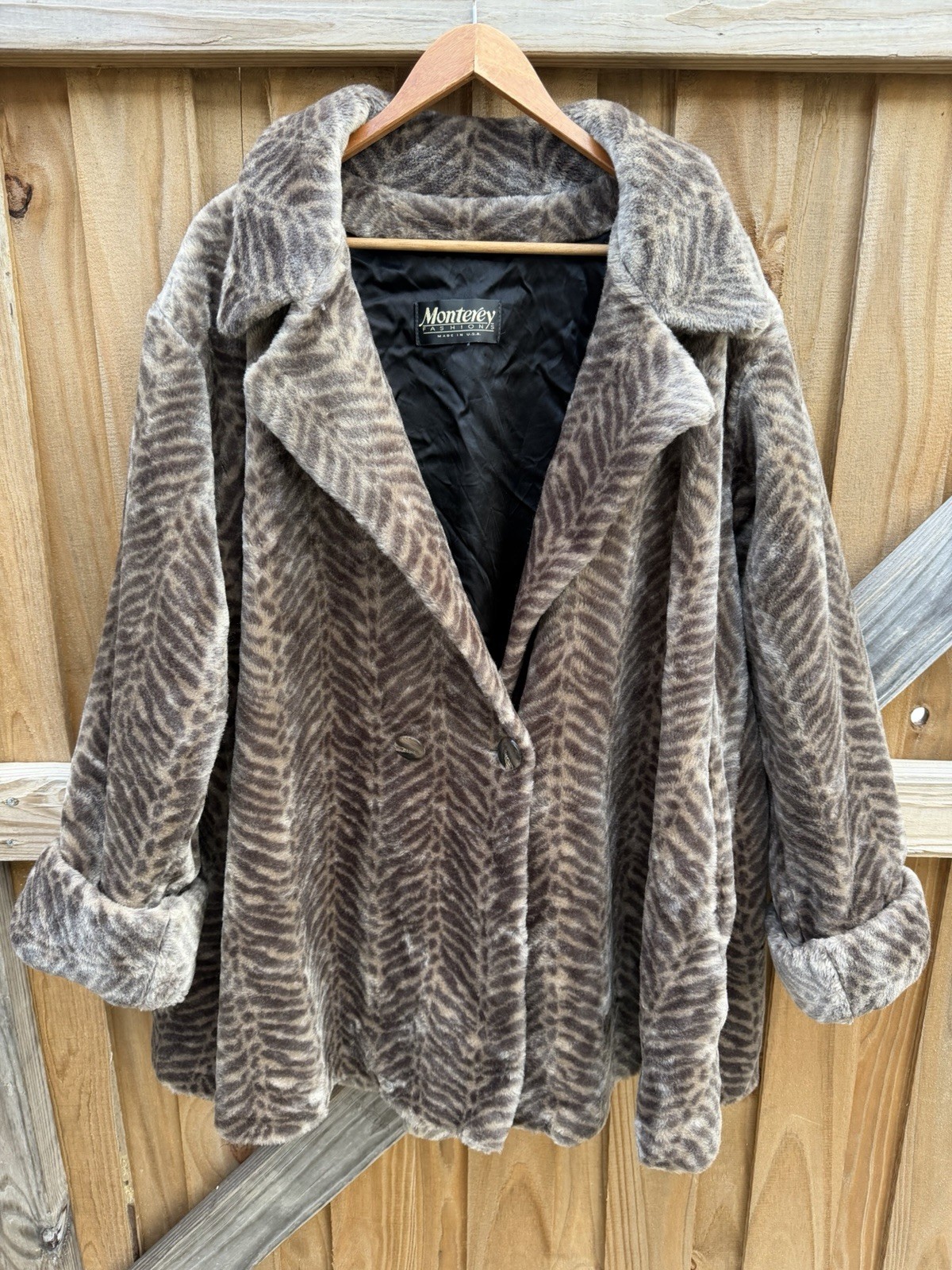 Vintage Monterey Fashions Women’s XL /2XL Fur Coat Elegant Brown Winter