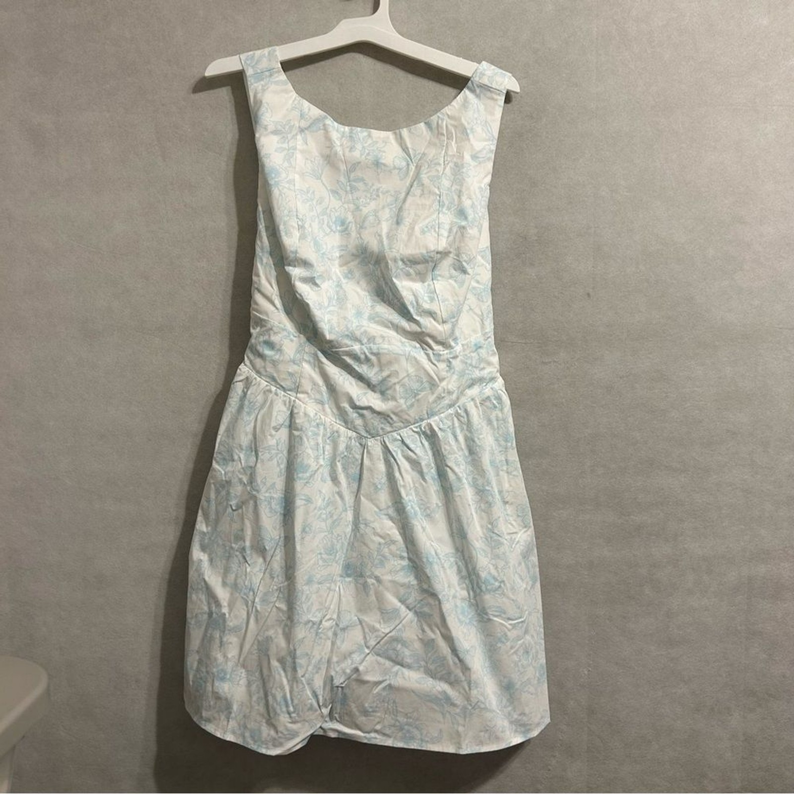 Women’s Bow Back Mini A-Line Dress – Wild Fable floral white and light blue XXL