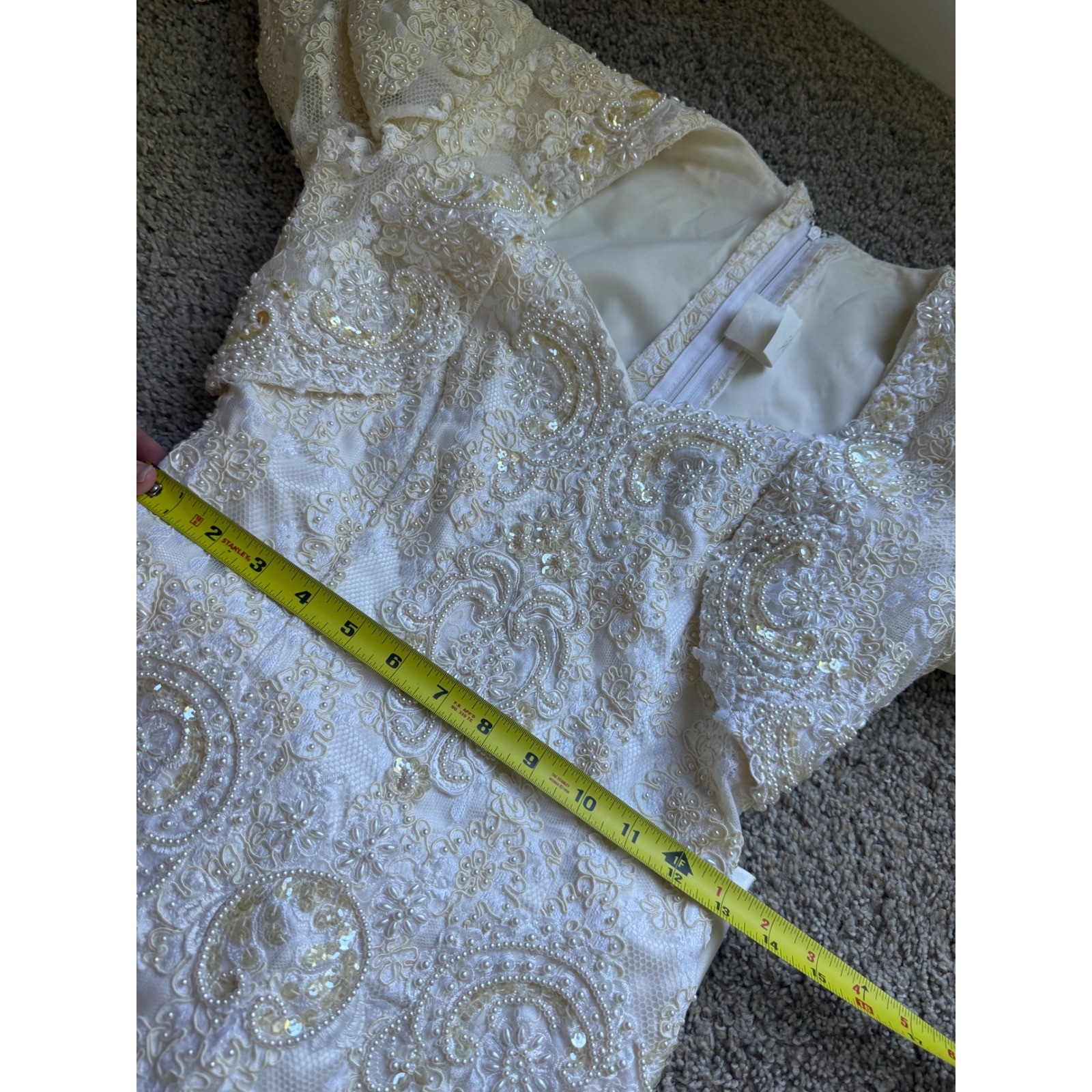 Vintage 90s Bridal Gown Alencon Lace Beaded Trumpet Wedding Dress XS/S coquette