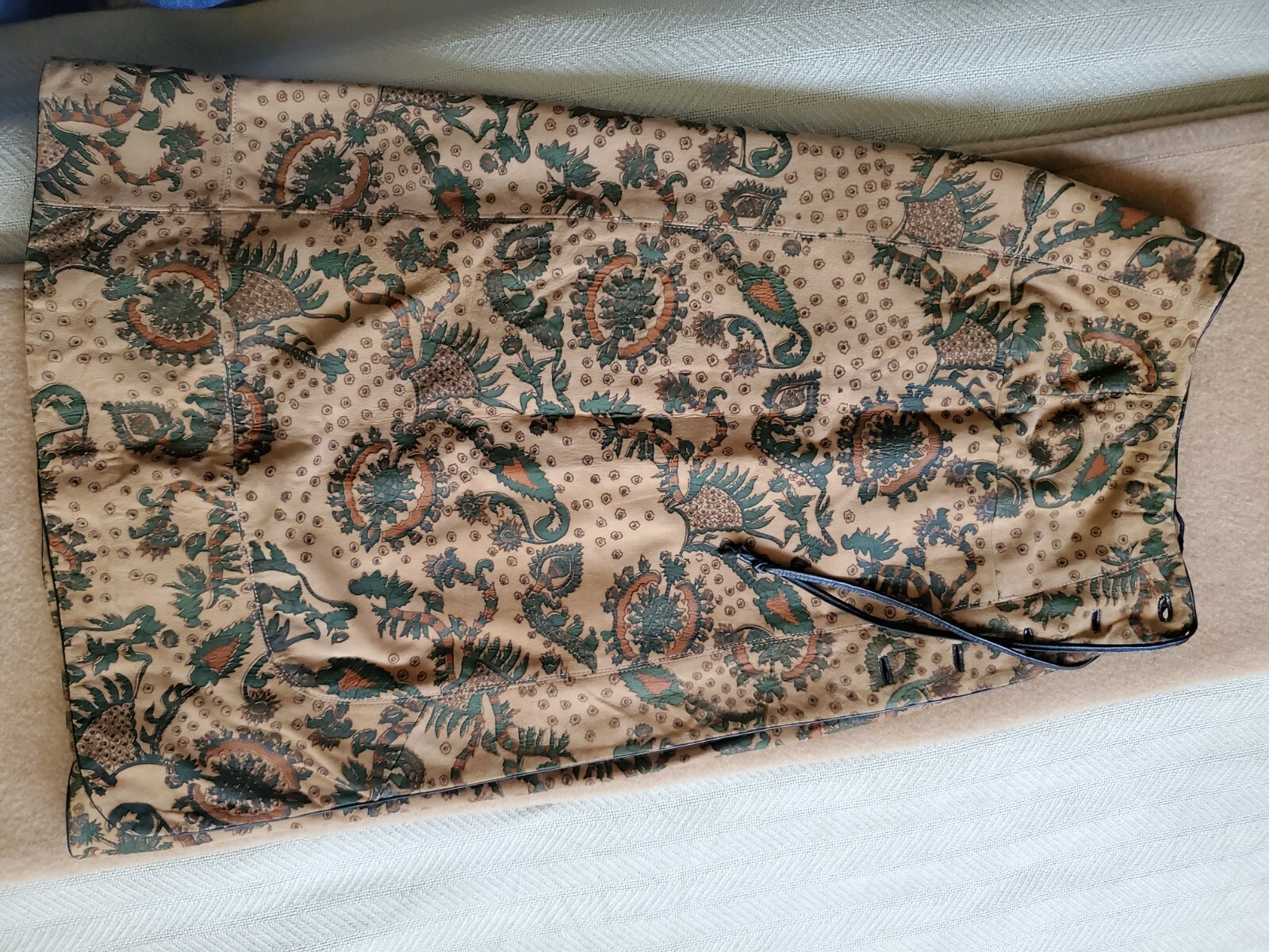 Rare Vintage Geoffrey Beene Bazaar Suede Leather Hand Painted Paisley Skirt