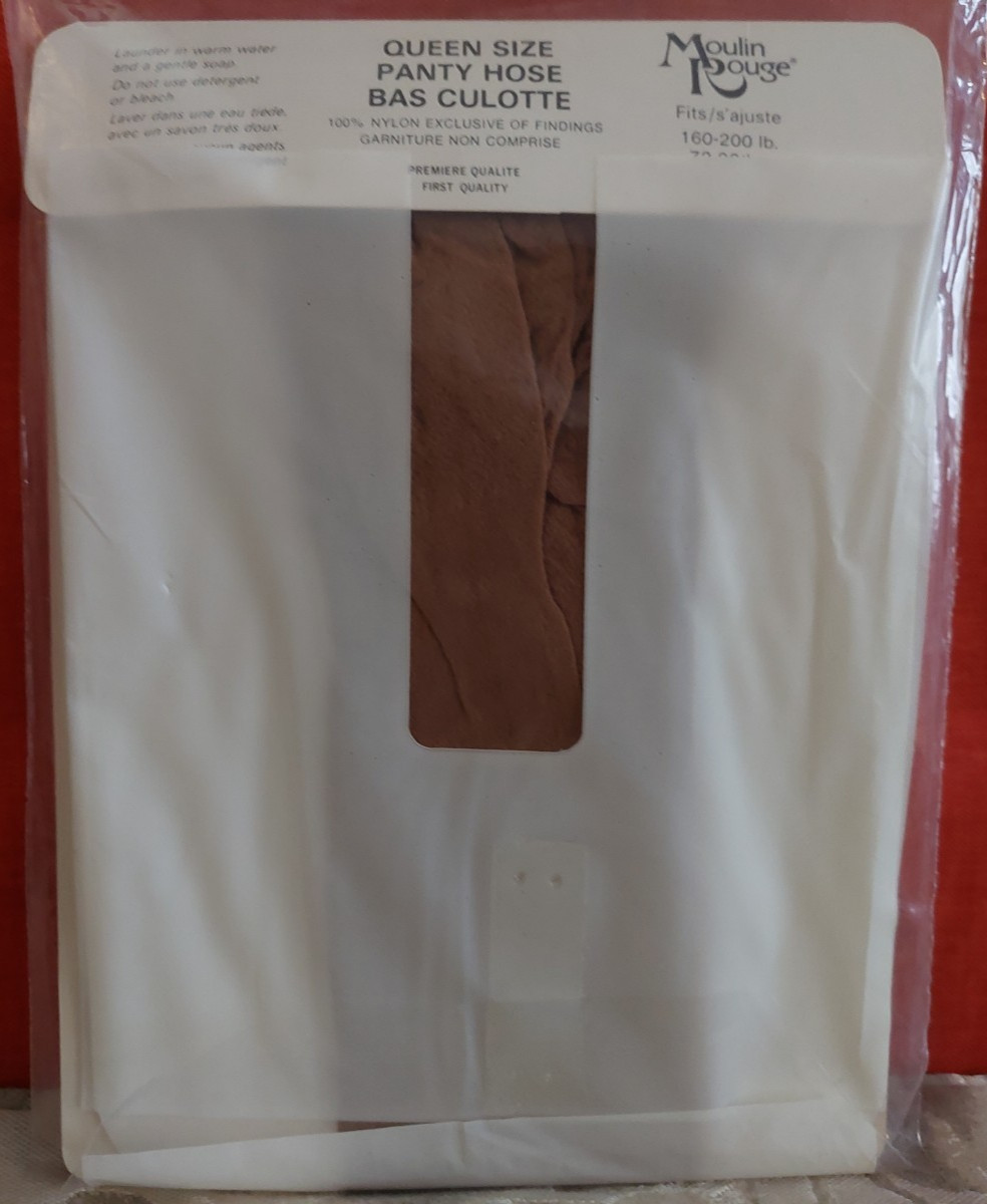 Vintage Pantyhose Rare Moulin Rouge Color Beige Queen BAMA2
