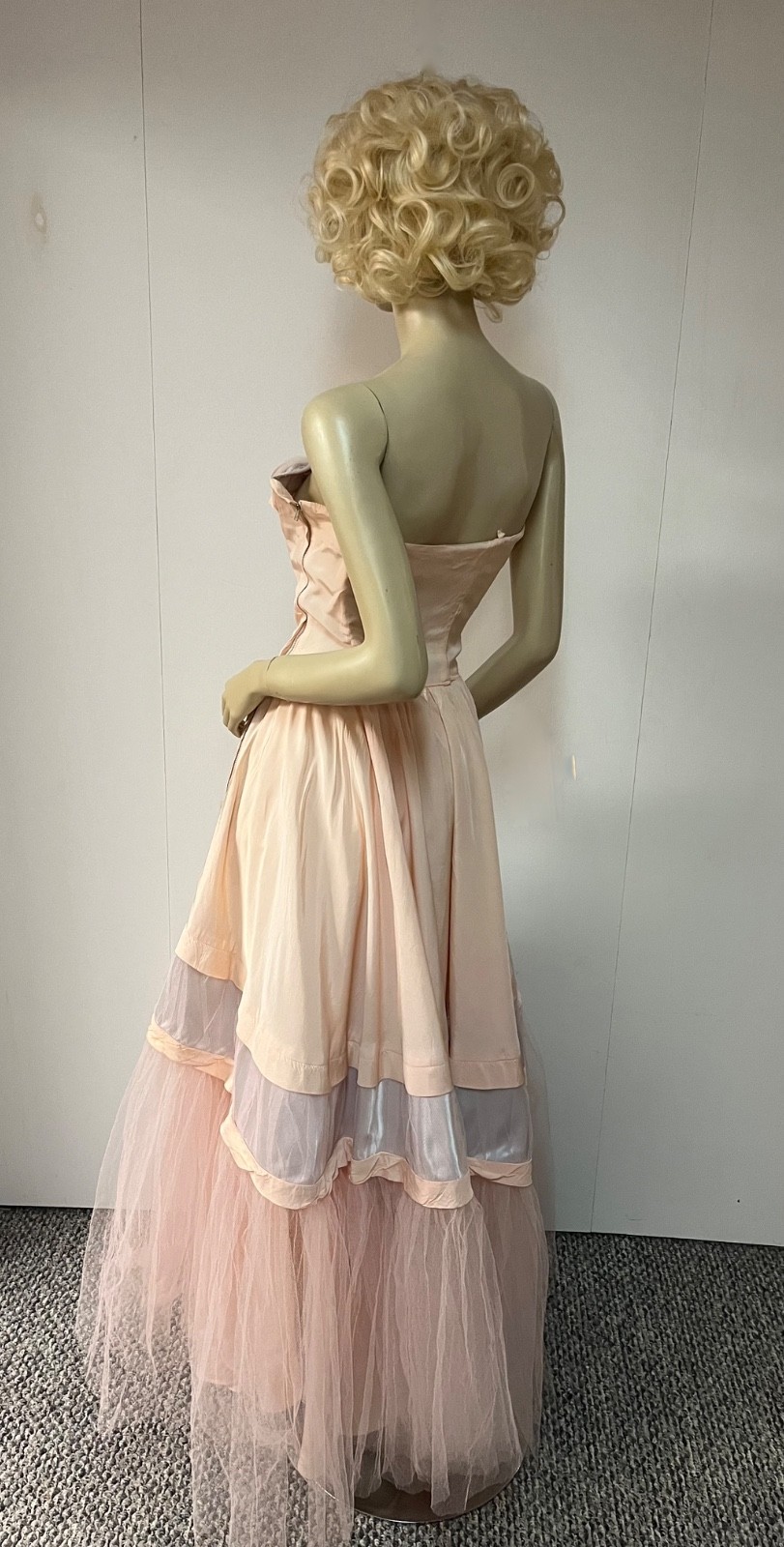 Vintage 1950s Emma Domb Peachy Pink Pearl Grey Cupcake Ball Gown Dress Bust 34