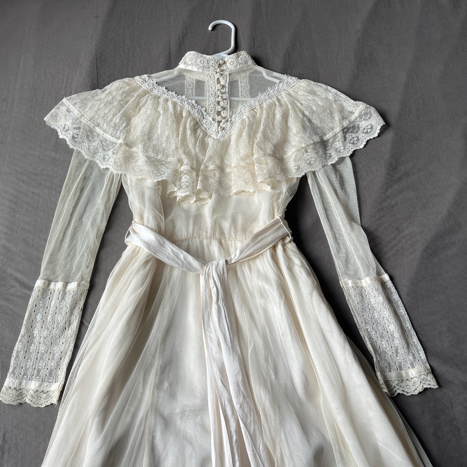 Gunne Sax 70’s Victorian Prairie Bridal Dress Crème Lace Romance Lined Rare Find