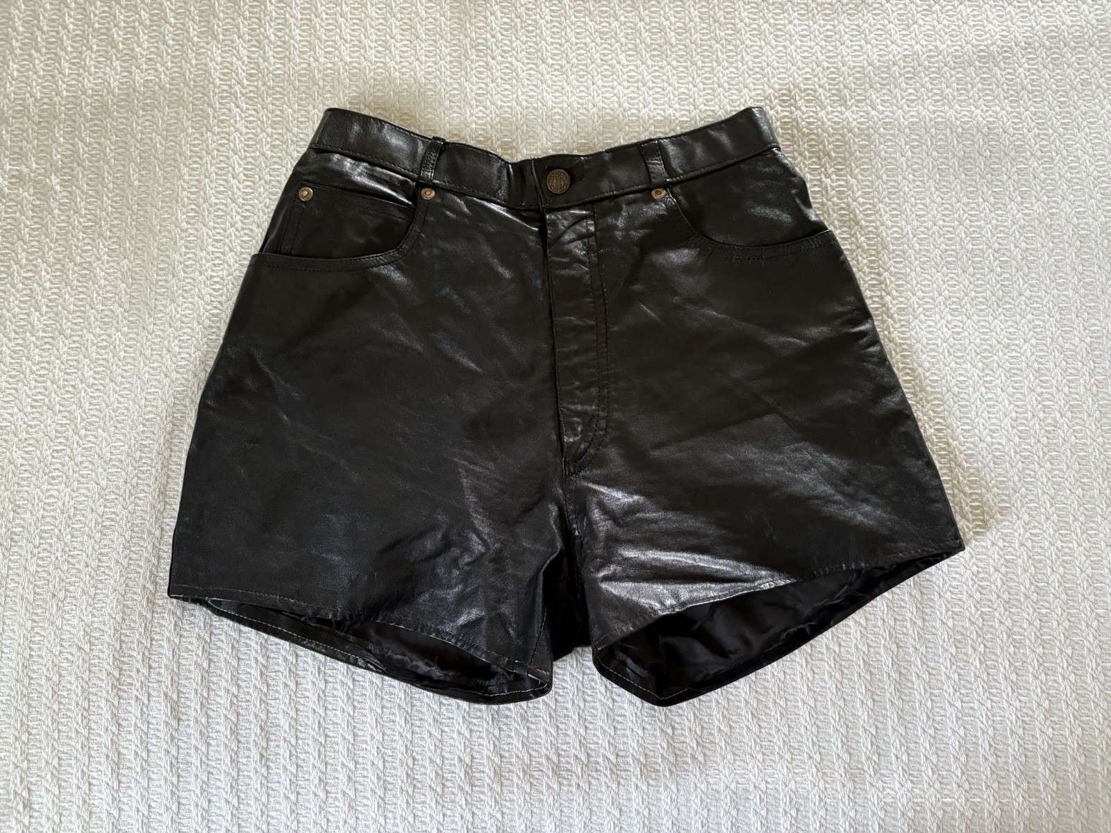 Vintage 80s Wilsons Glossy Black Leather Shorts Goth Biker Rocker Metal Sz10