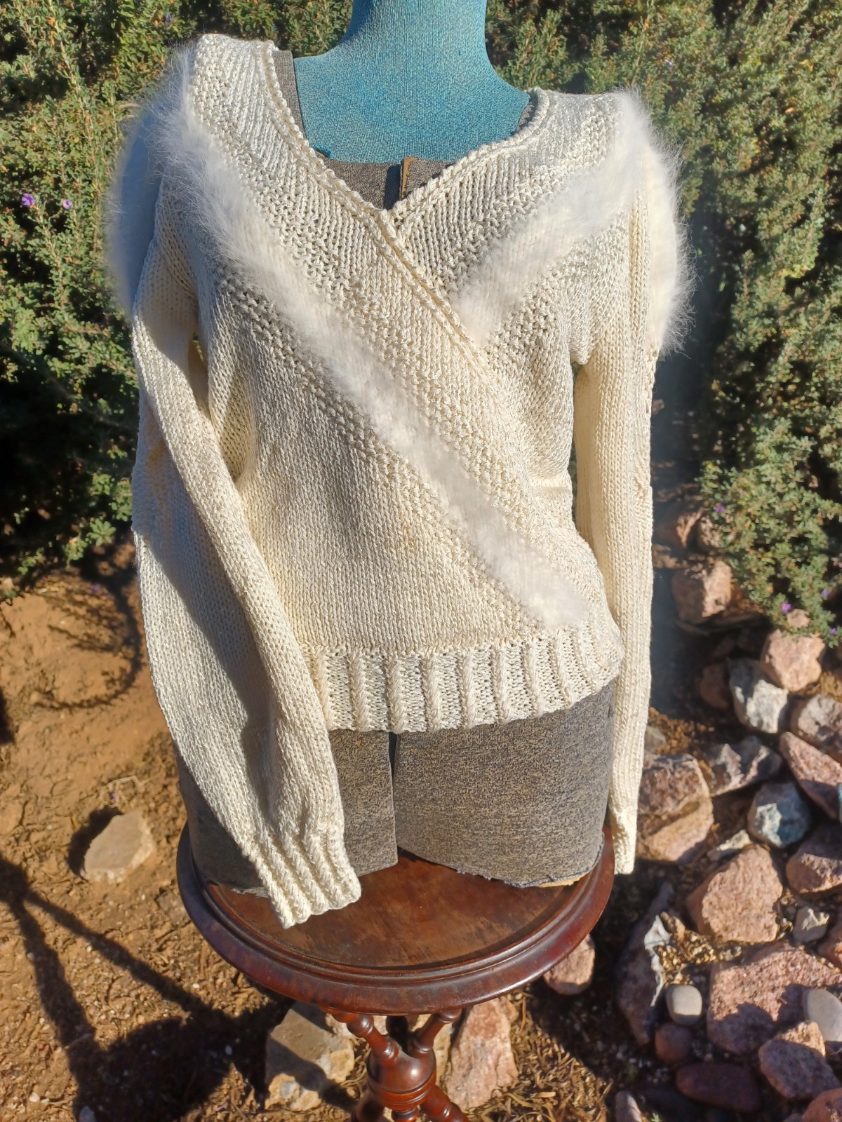 Vintage 1980s Hand-knit Ivory Angora Soft-Girl Sweater by Nannell