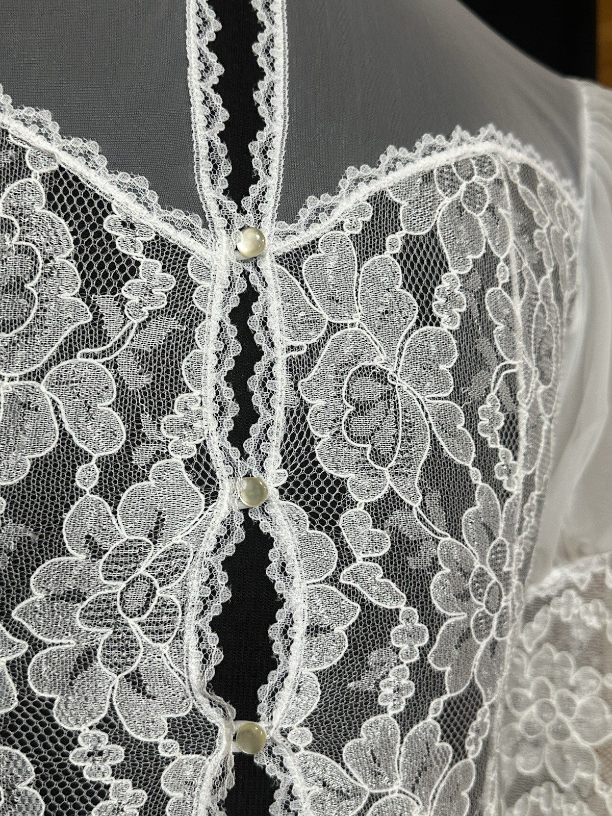 VTG Henson Kickernick White Sheer Lace Peignoir Robe Bridal Bustle Train USA M