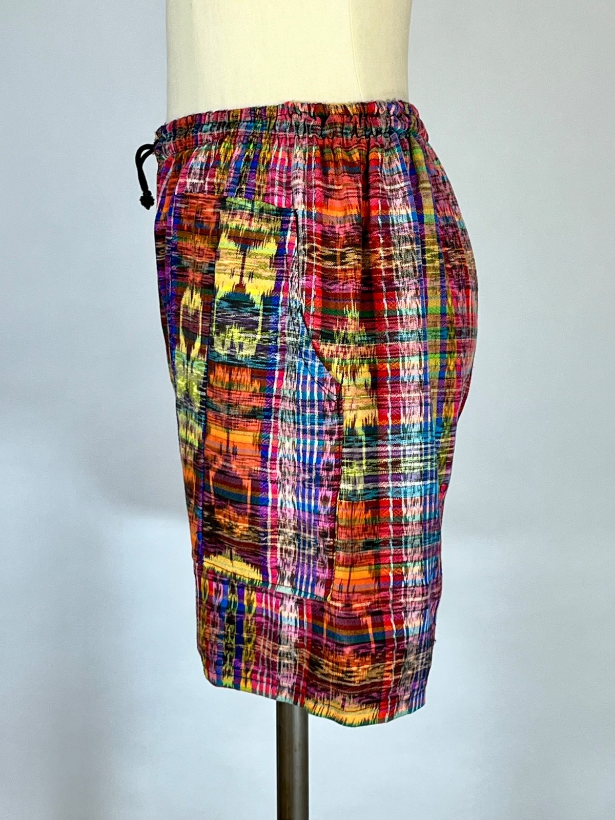 Vintage 1990’s colorful woven 100% cotton patchwork GUATEMALAN shorts size S/M