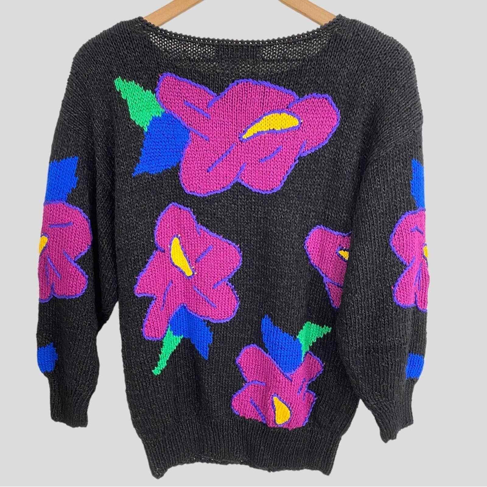 Vintage Black Vibrant Multicolor Floral Knit Sweater