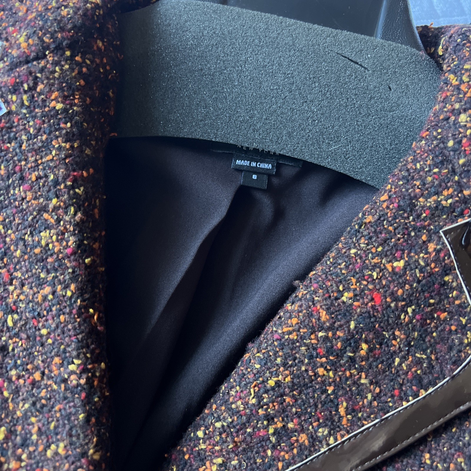 NWT WORTH NEW YORK SKIRT SUIT TWEED MERLOT 6 8