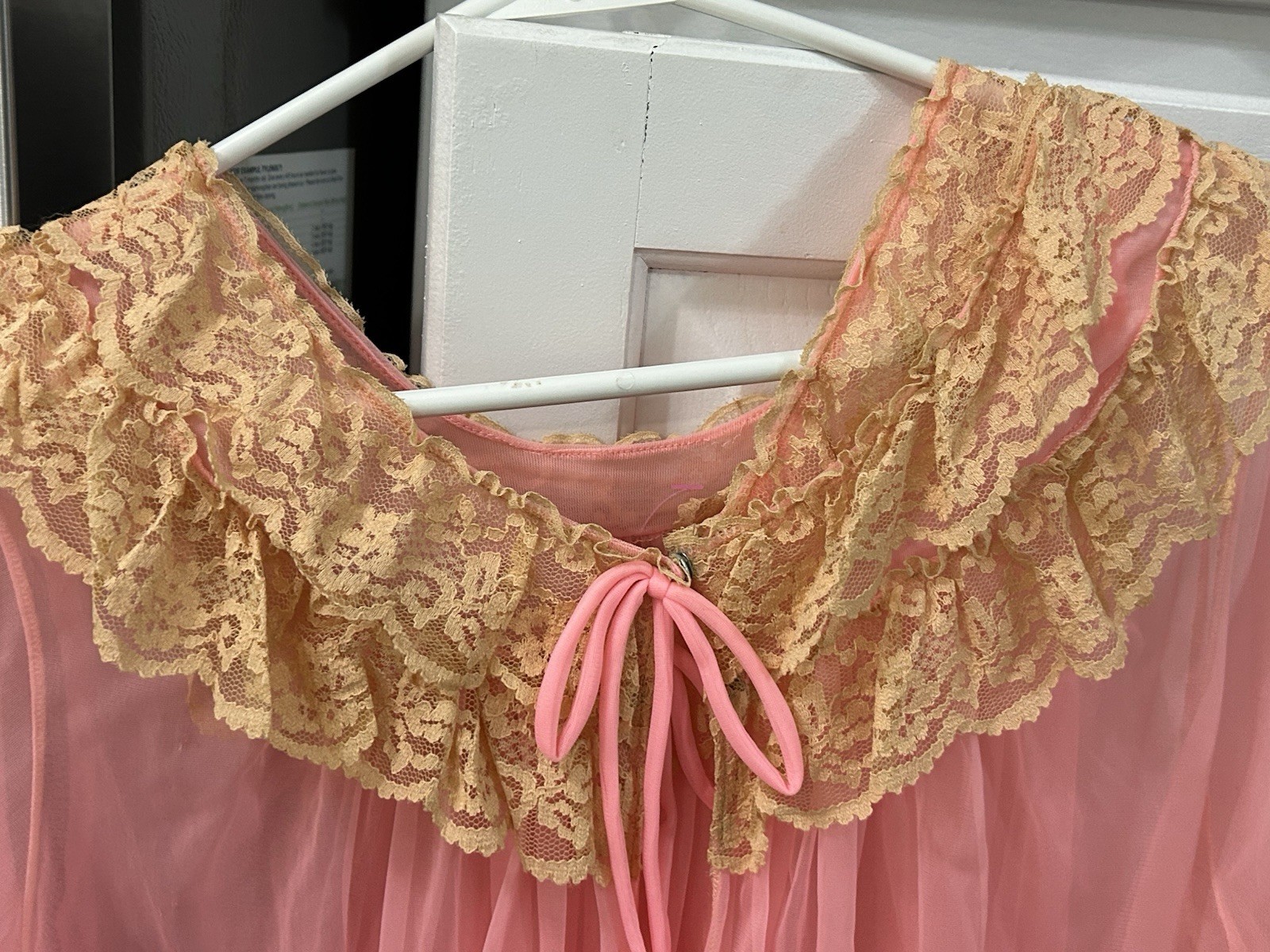 Vintage Jenelle Of California Peignoir Chiffon Nightgown Robe Set Bright Pink