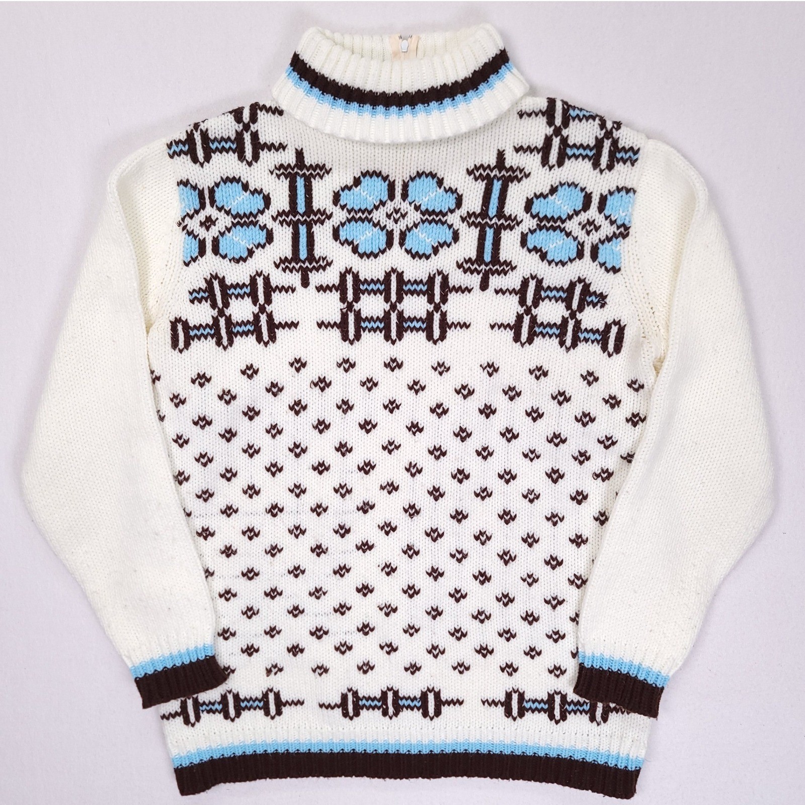 Vintage Lady Woo of Calif Nordic Fair Isle Turtleneck Sweater White Blue Brown M