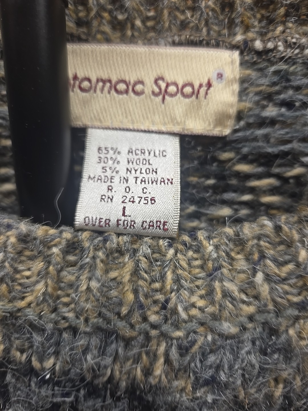 Stylish Potomac Sport Vintage Knot Sweater/Cozy Wool Blend, Size L/ classic look