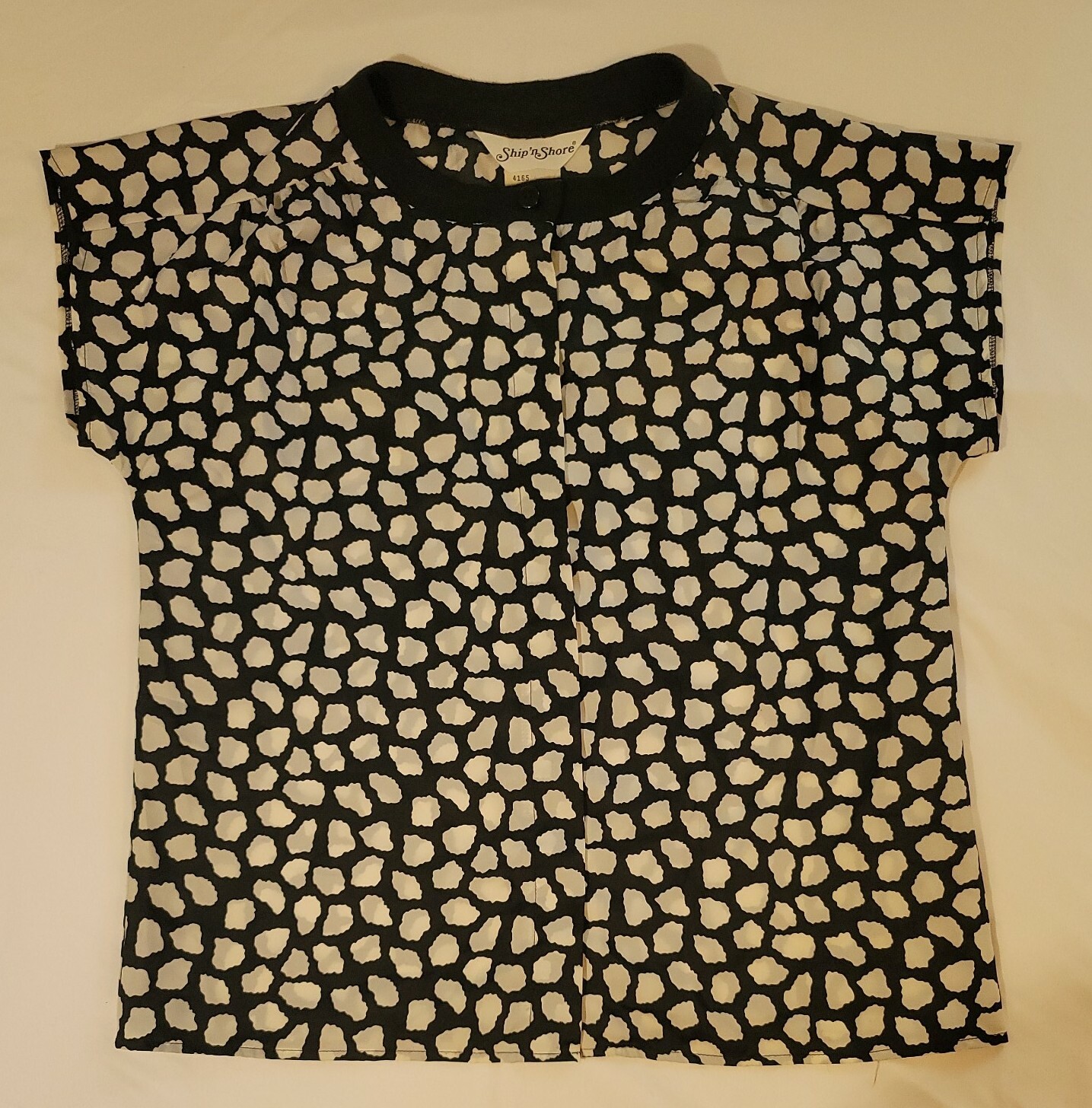 Vintage Ship N Shore White & Black Sleeveless Button Front Blouse (B4)