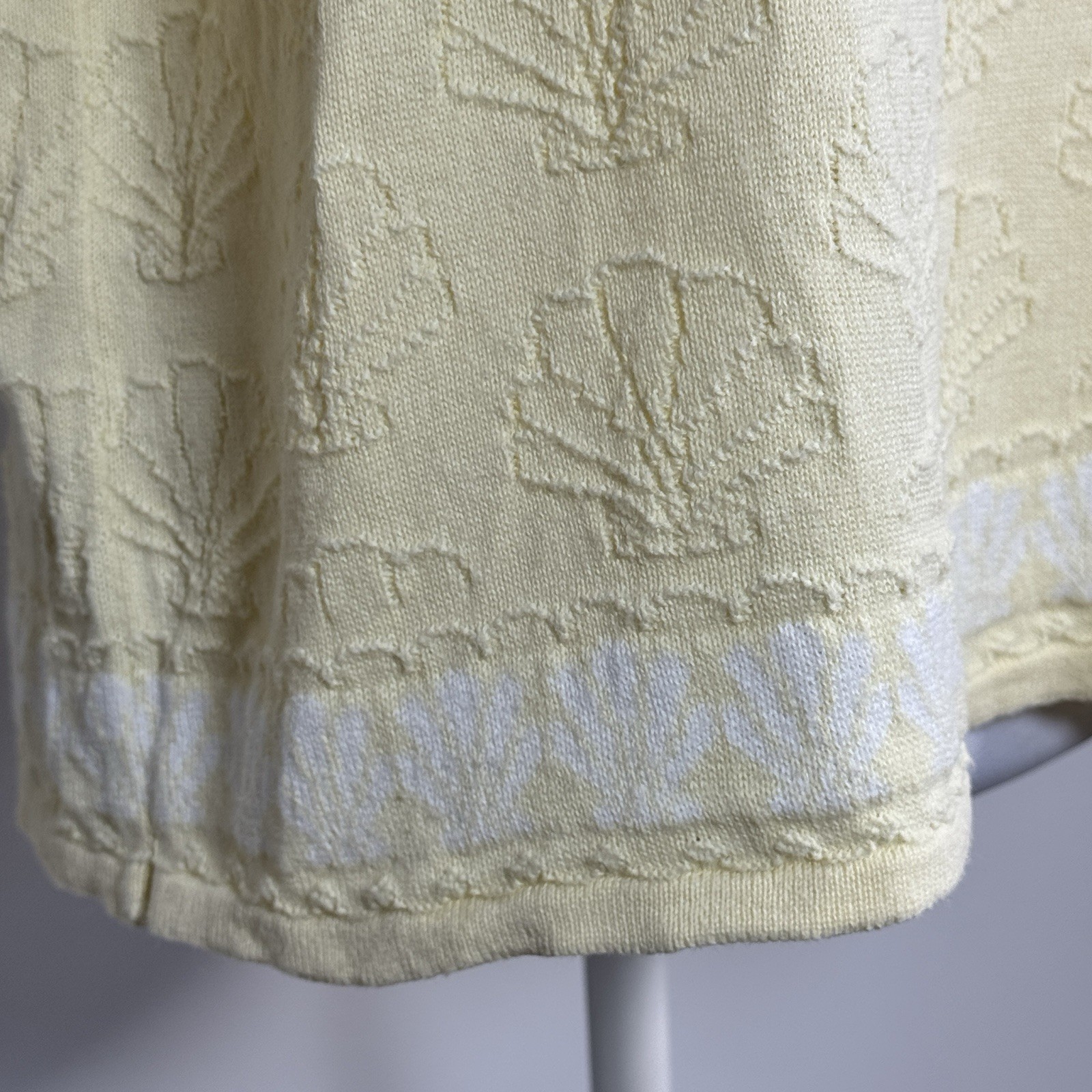 Vintage La Moda Cotton Ramie Textured Shell Motif Knit SS Sweater Yellow Sz L