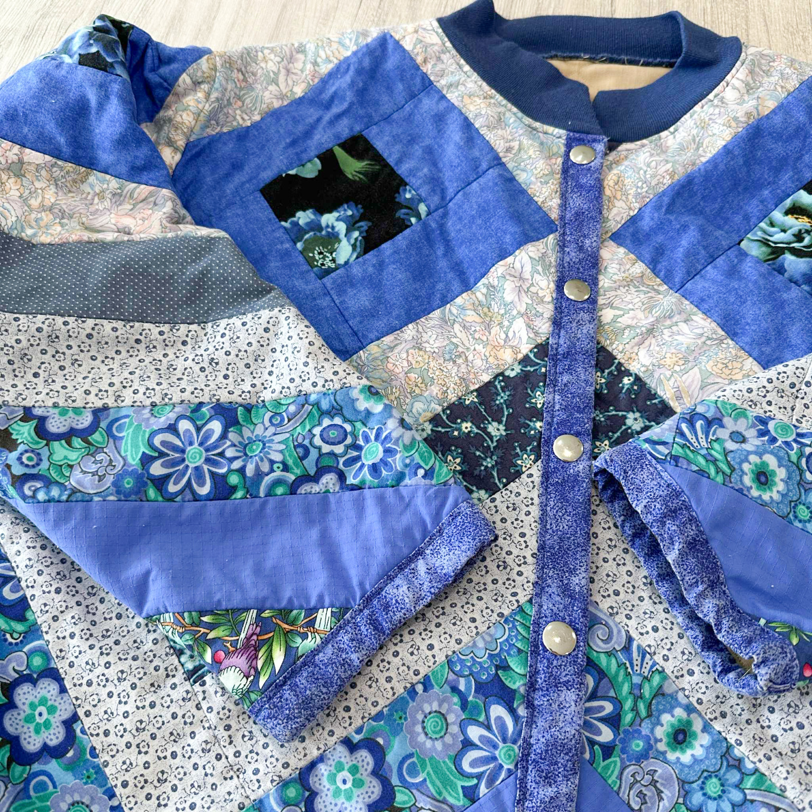 Vintage Patchwork Quilted Blue Shabby Chic Floral Granny Core Jacket Coat