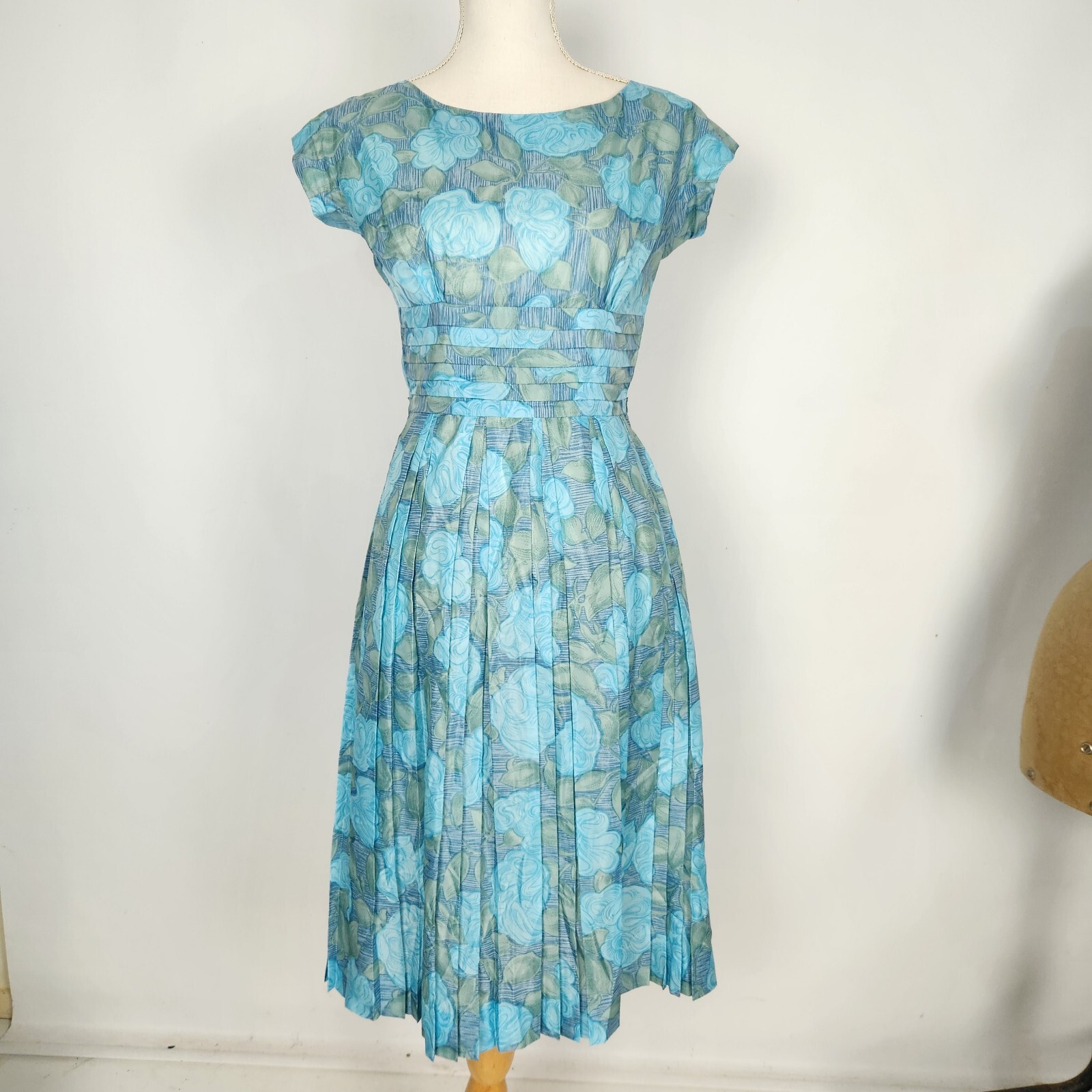 Maxine Floral Day Dress Ladies S Atomic MCM Aqua Trad Housewife Day Vamp 50s Vtg
