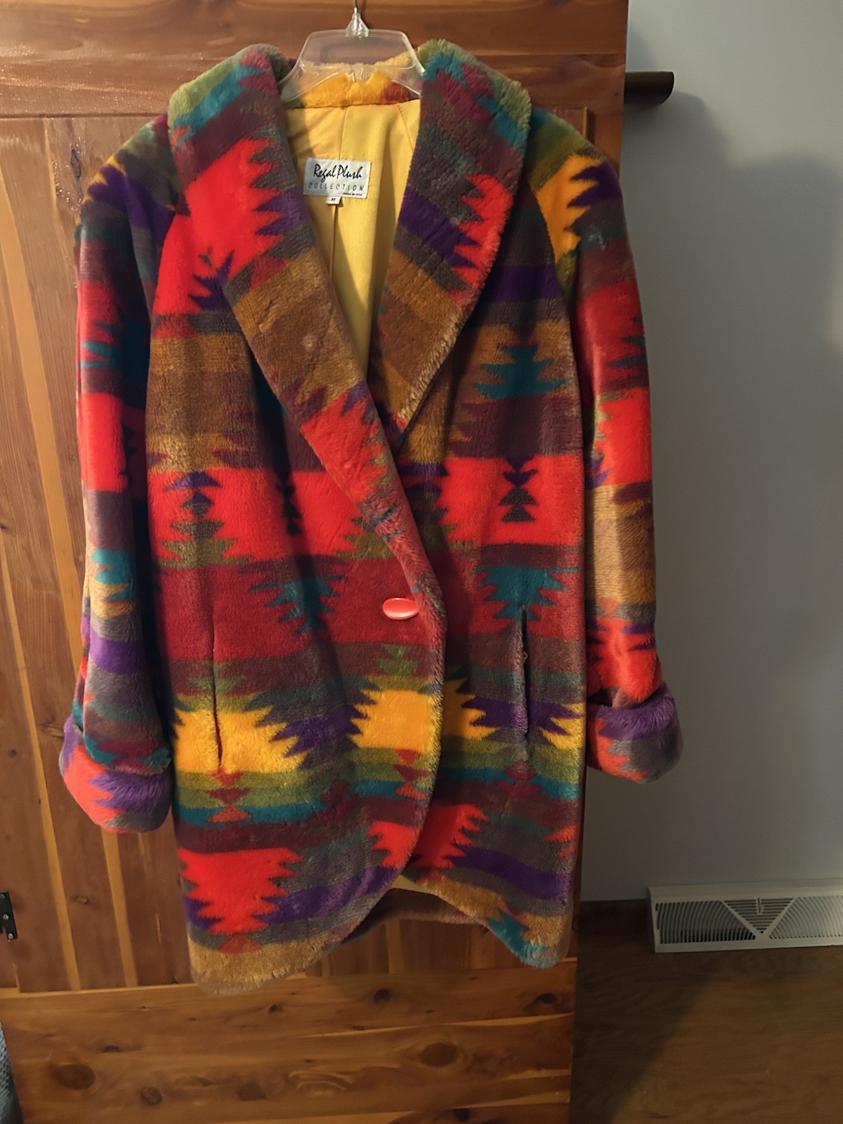 Regal Plush Collection Bright Tribal Print Coat Acrylic Boho Aztec Sz M 1980s
