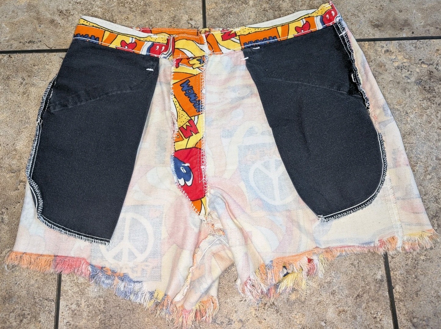 1970s Vintage Ladies Cut Off AOP Shorts Rare&1 Of A Kind!!!!!