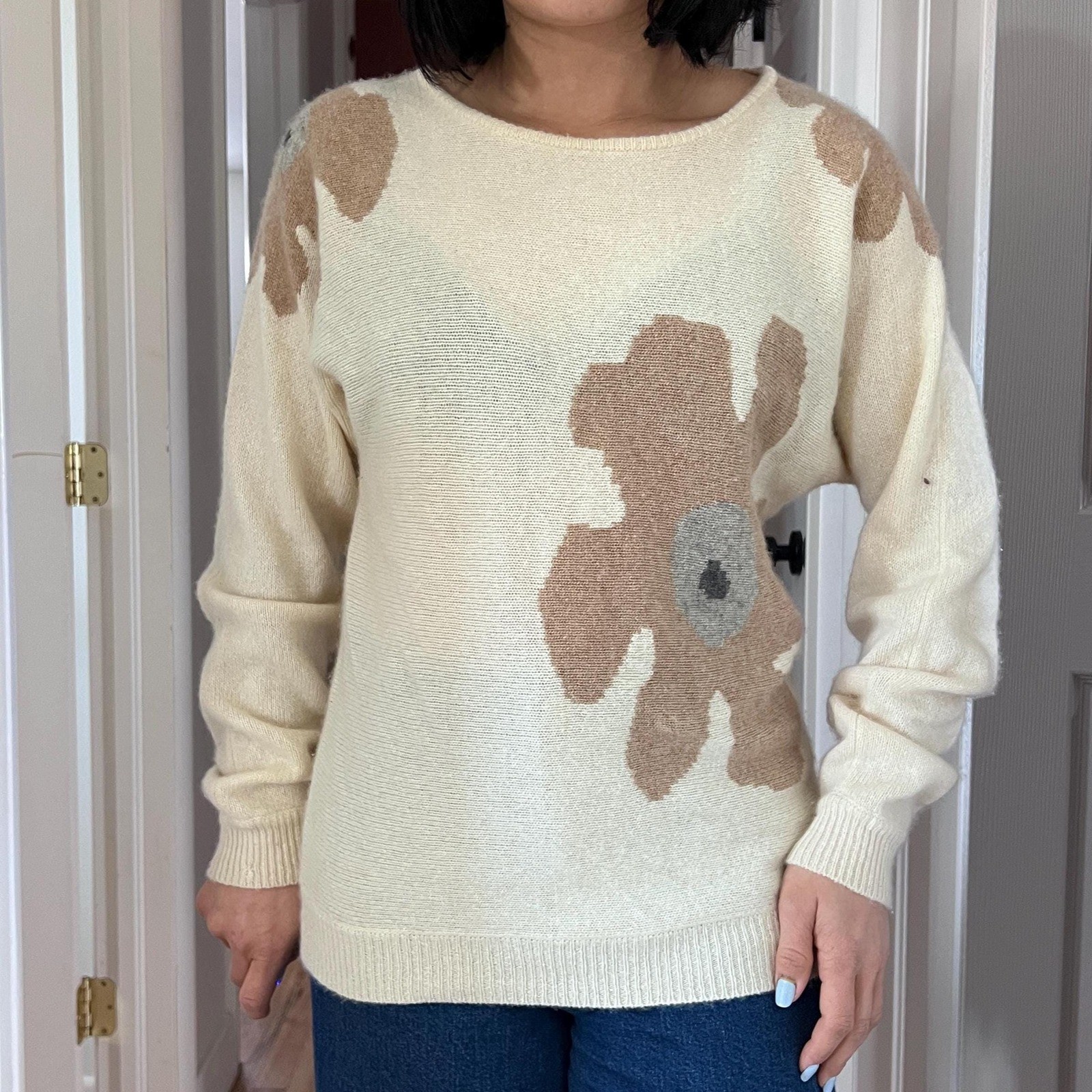 Vintage 90s Cashmere Blend Oversized Floral Sweater Cream Neutral Cottagecore M