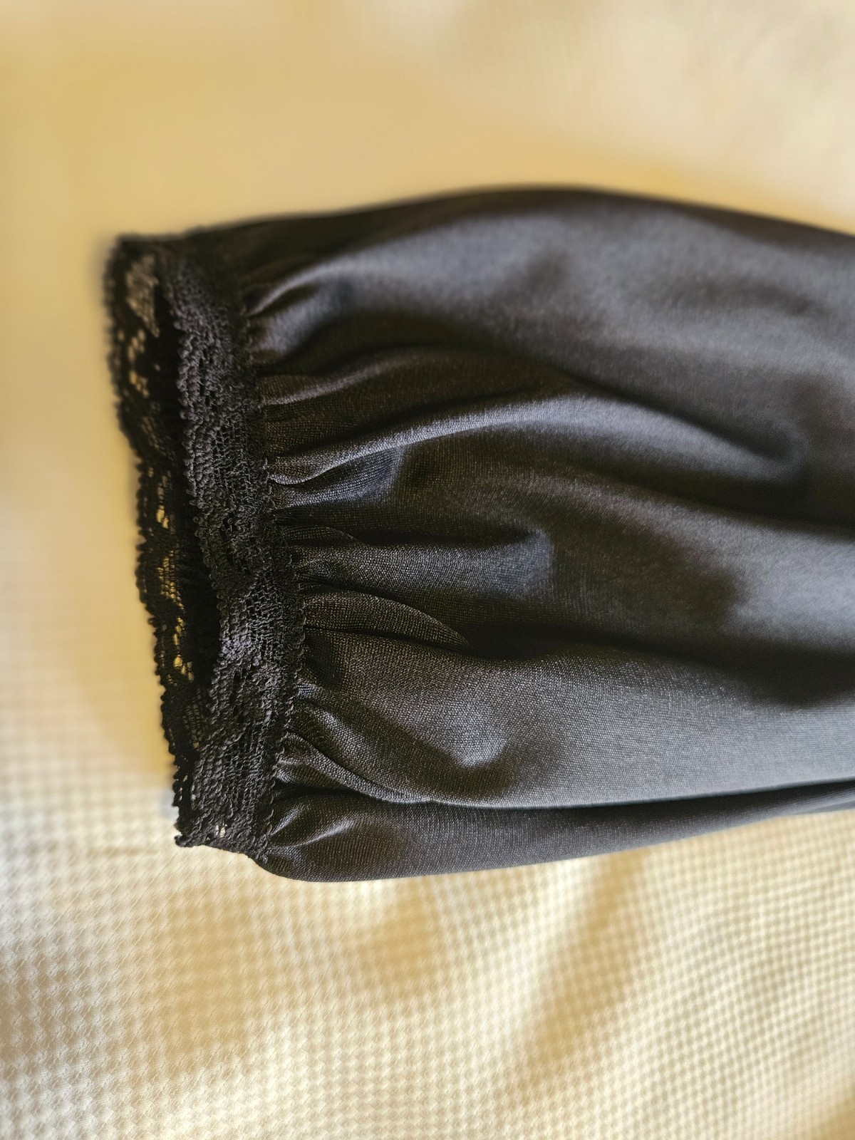 Vtg Jolie Two Women’s Sz LBlack Dressing Sleep Night Gown Patio Robe