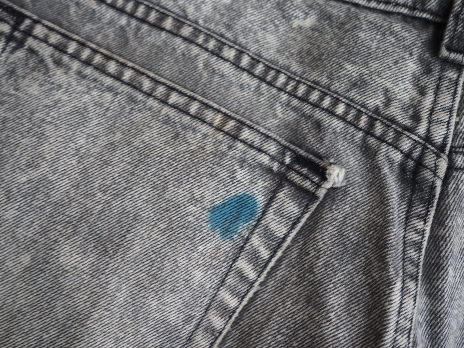 VTG 80s Brittania Faded Gray Acid Wash High Waist 31W Denim Logo Shorts