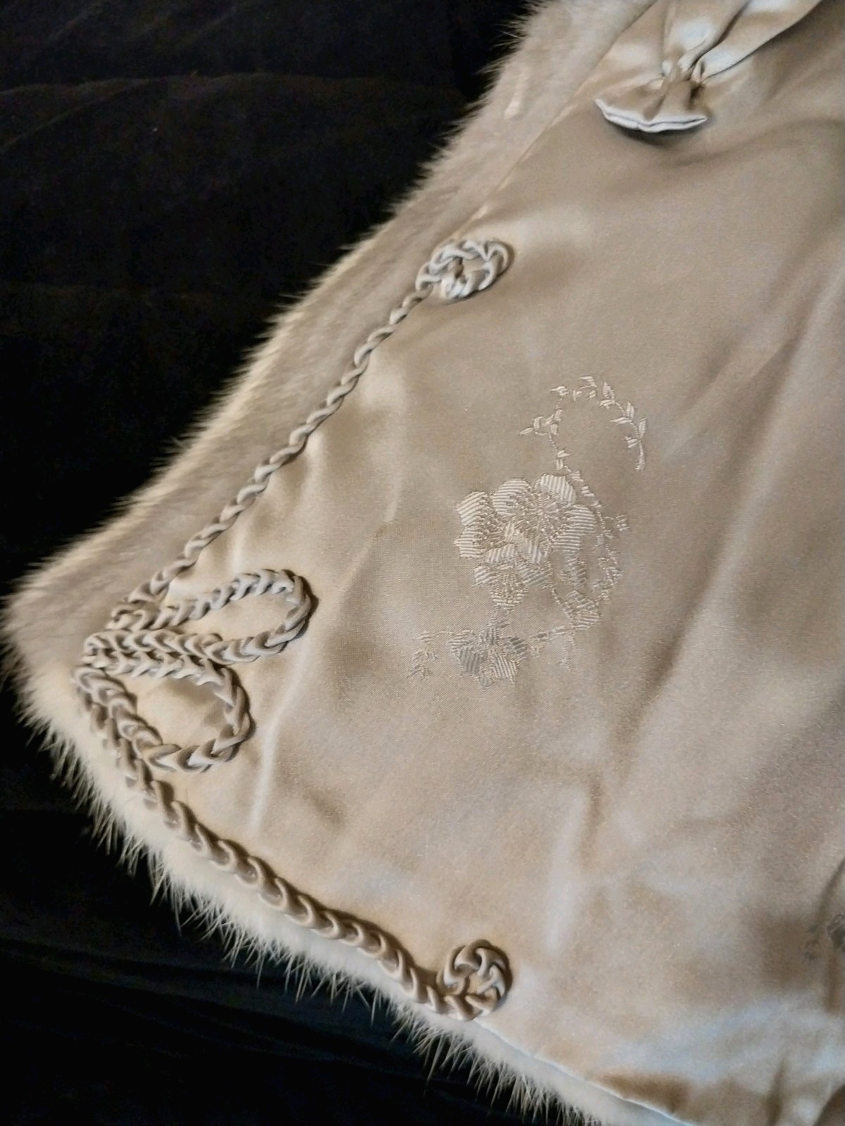 VINTAGE MCM 50’S SWING STYLE MOB WIFE OLD MONEY GREY AND CREAM MINK COAT