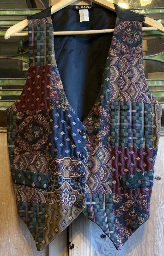 90s Vtg III MAIN Grannycore Bohemian Tapestry Patchwork Vest *Read* – AS IS