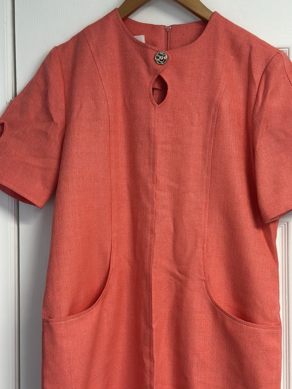 1960s Henry Lee Vintage Classy Glamour Dress in coral Salmon pink