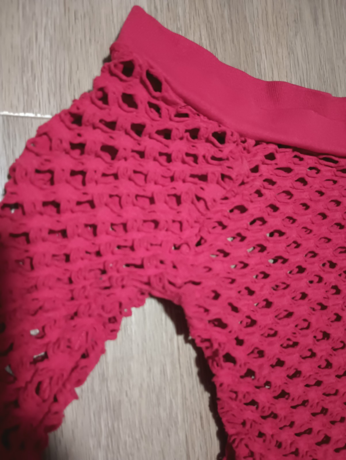 Vtg 80s Stretchy Mesh Fishnet Shredded Look Off Shoulder Red Top glam rock XS