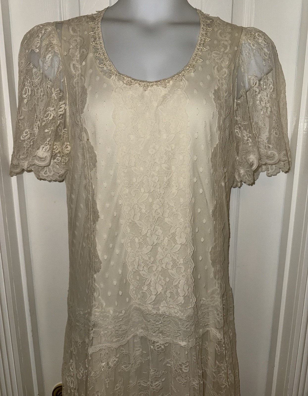 WOMENS VINTAGE VICTORIAN LACE MAXI IVORY OFF WHITE BOHO WEDDING DRESS 15 / 16