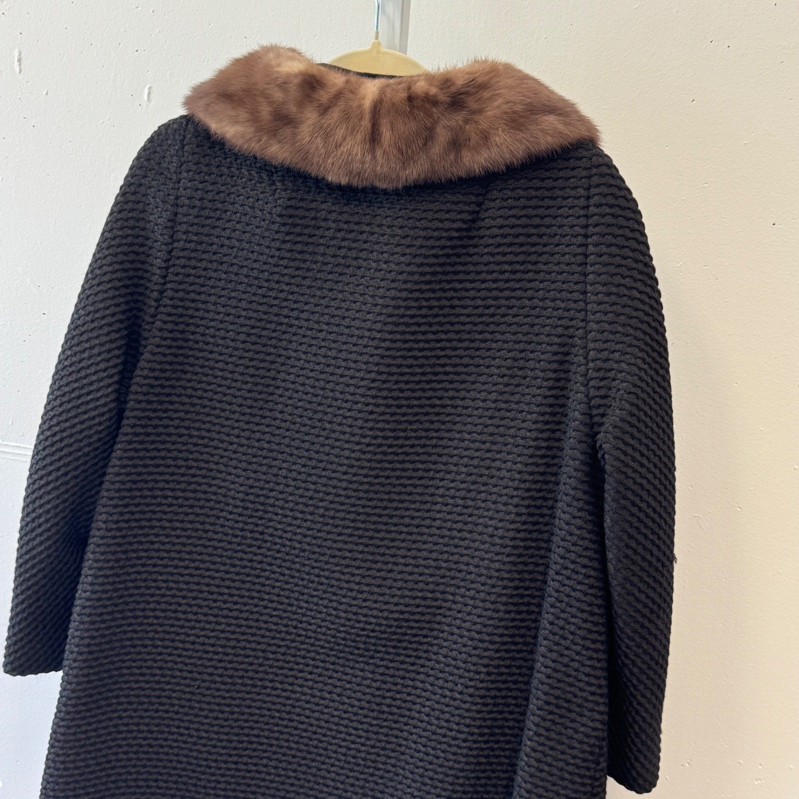 Vintage John Wanamaker Fur Collar Textured Wool Overcoat ILGWU Union Made Black