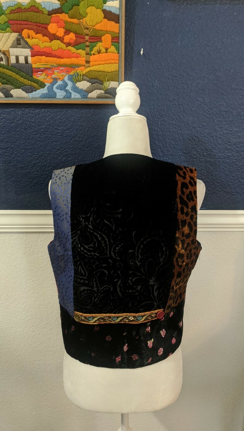 VTG Lucia Lukken Multicolor Floral Patchwork Mixed Media Velvet Vest Sz Small S
