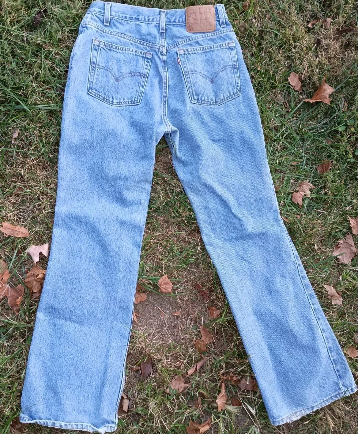 Levi’s 517 Jeans 32W 29 Inseam Distressed Denim Boot Cut Low Rise