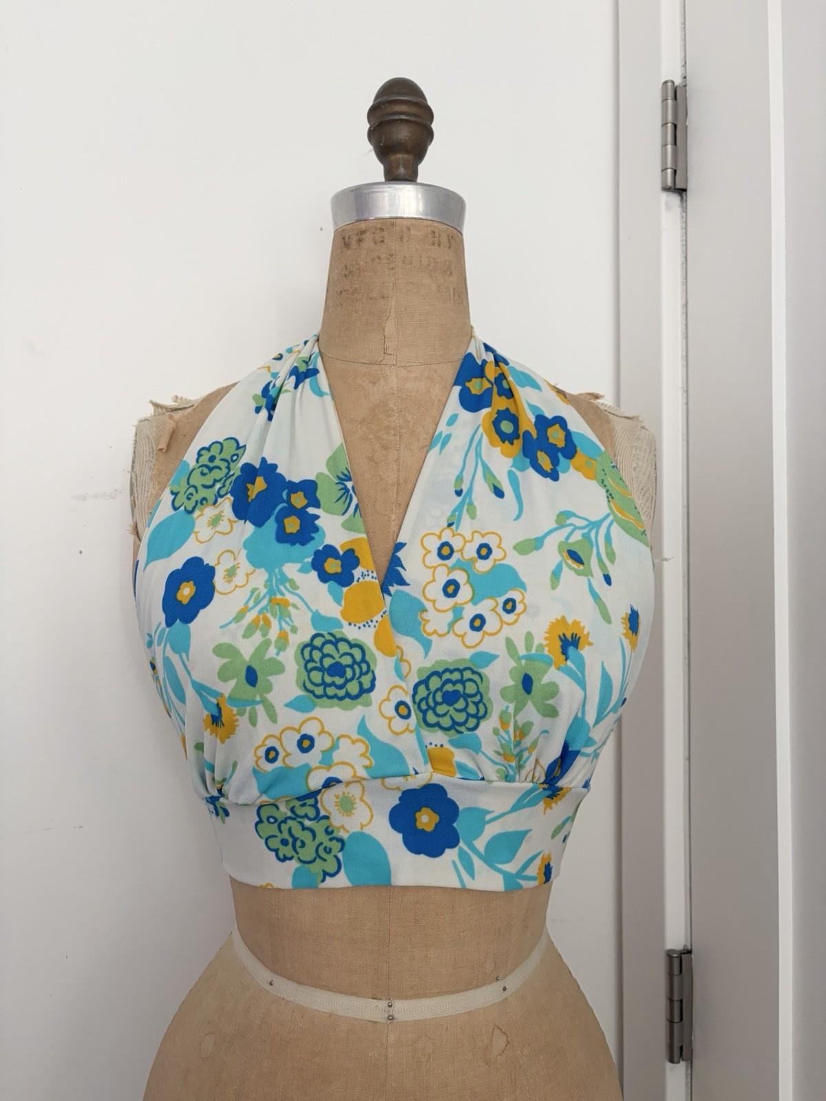 Vintage 1970’s Floral Halter Top S/M 70s Hippie Flower Power 70s Retro Mod Small