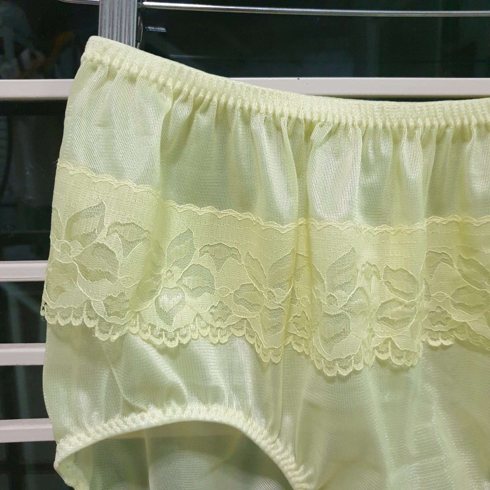 Vintage Sheer Nylon Panty Sissy Yellow Floral Lace Granny Brief Sz. 8 Hip 39-43″