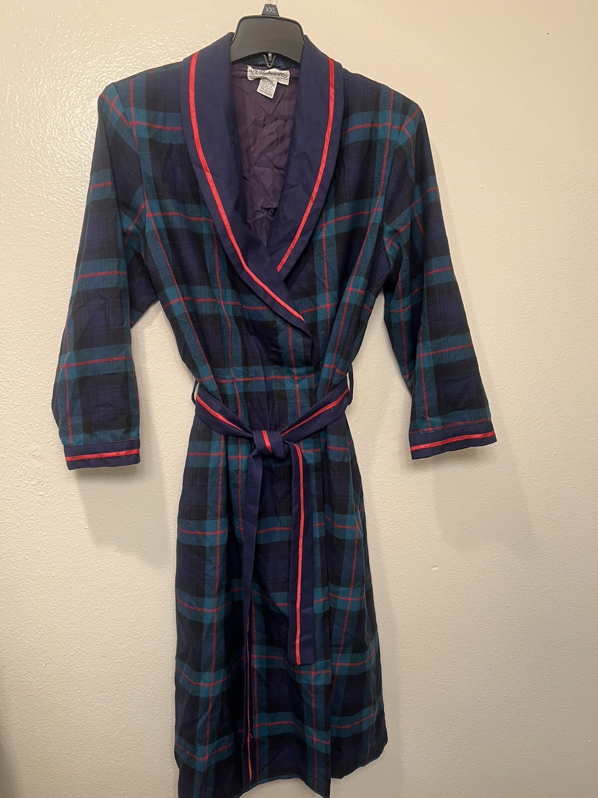Vintage Laura Adam’s 100% Wool Robe Red Tartan Plaid Women’s Medium Winter Warm