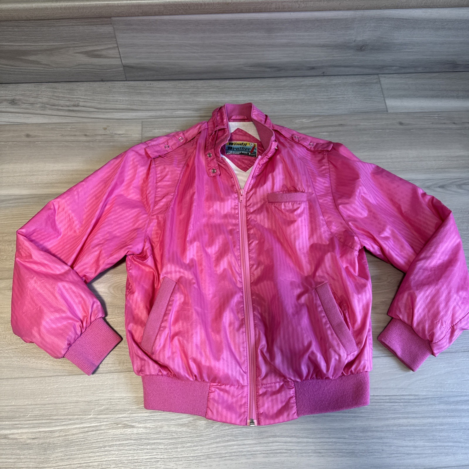 Vintage Pink Womens Sz L Windy Weather Rain Jacket Windbreaker Nylon Cotton Line