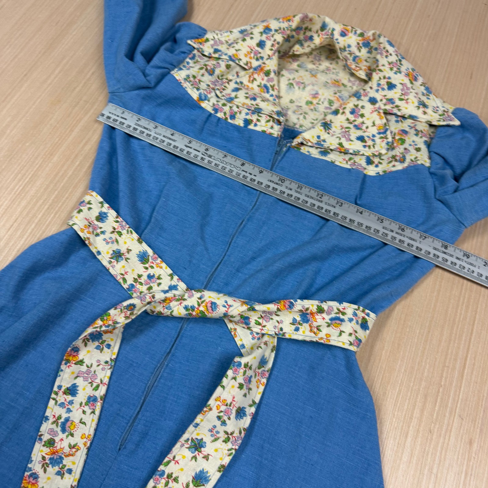 Vintage 70s Farm Dress Chambray Floral Cottage Core Boho 60s Prairie Medium 8-10