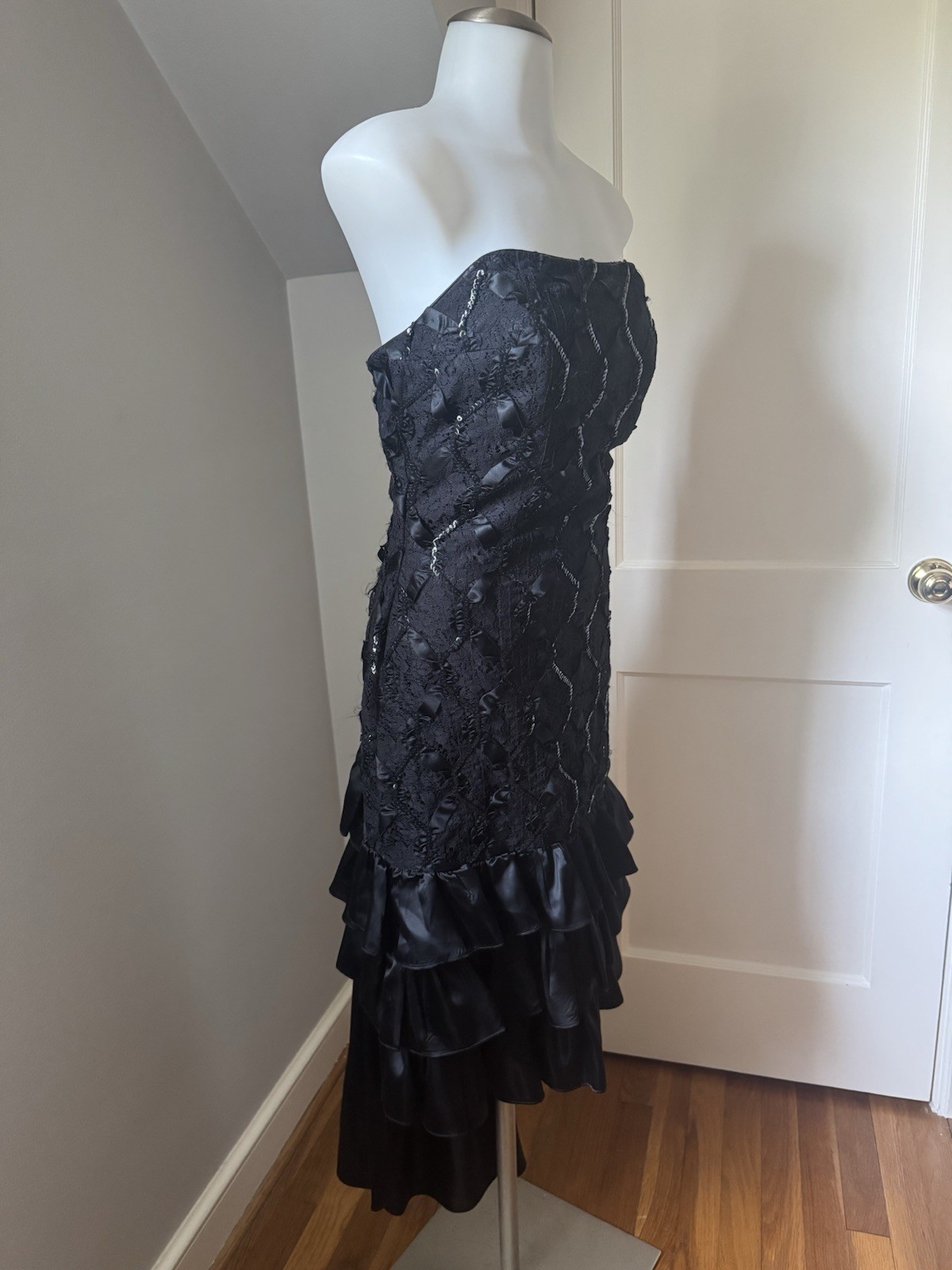 Women’s L.A. Glo Vintage Black Sequined Hi-low Strapless Cocktail Dress 11/12