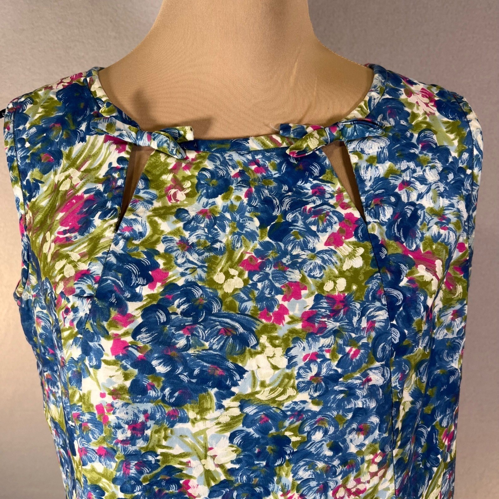 60s McMullen Greenbrier Shift Dress Floral Sleeveless Knee Length Mod VTG 18