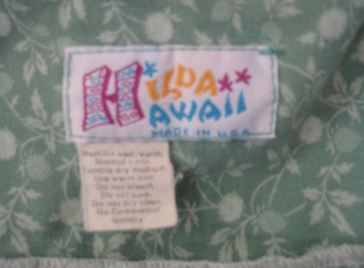 Vintage Hilda Hawaii sage floral ruffle hem puff sleeves muumuu long dress M
