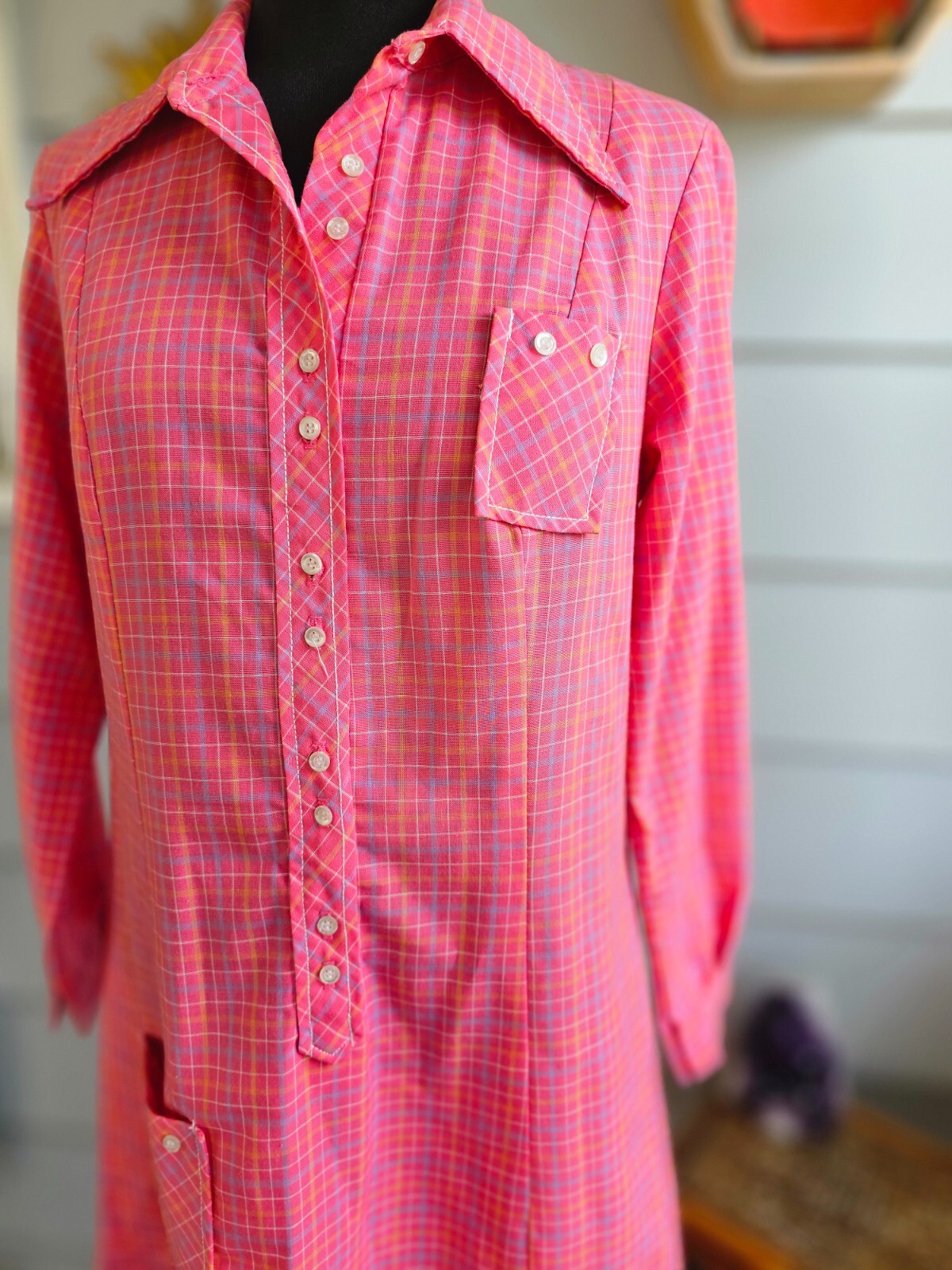1970’s Pink Plaid Button Up Shirt Dress with Pockets – M/L – Stranger Things