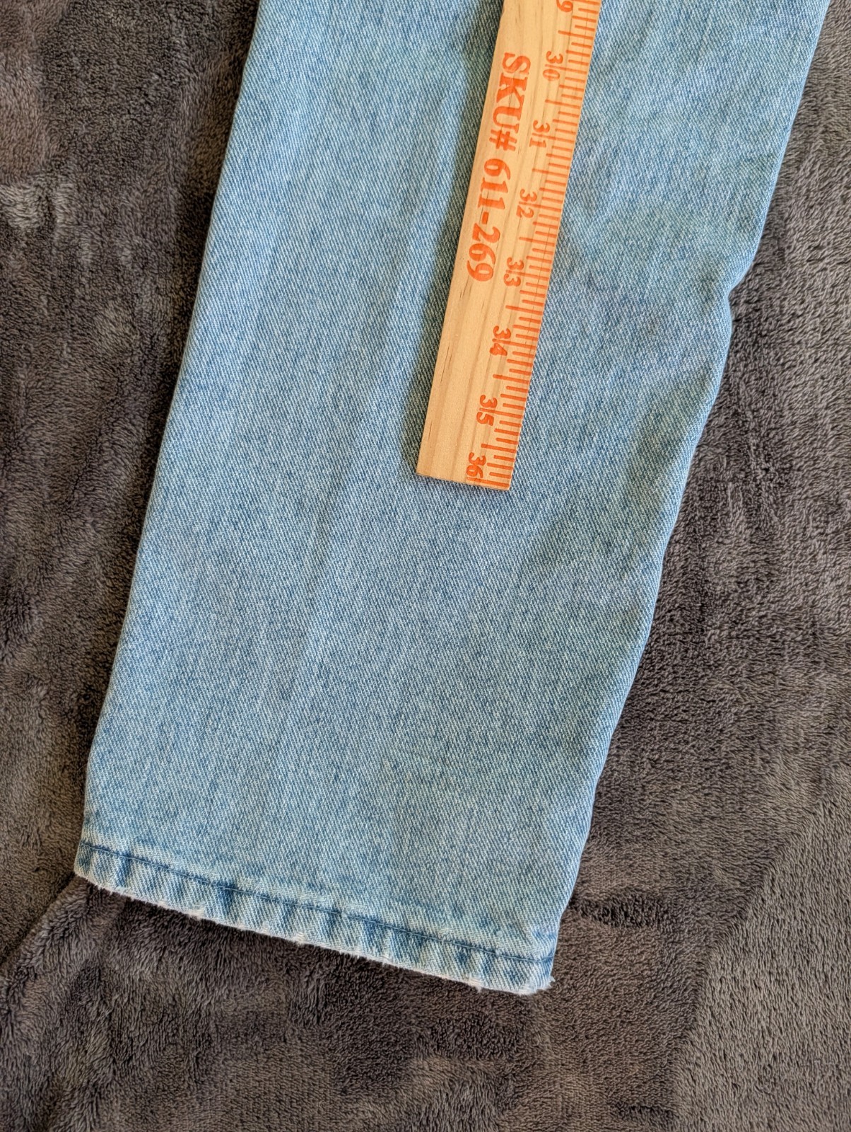 Vintage 90s Era Wrangler Light Wash Jeans: No Back Pockets!