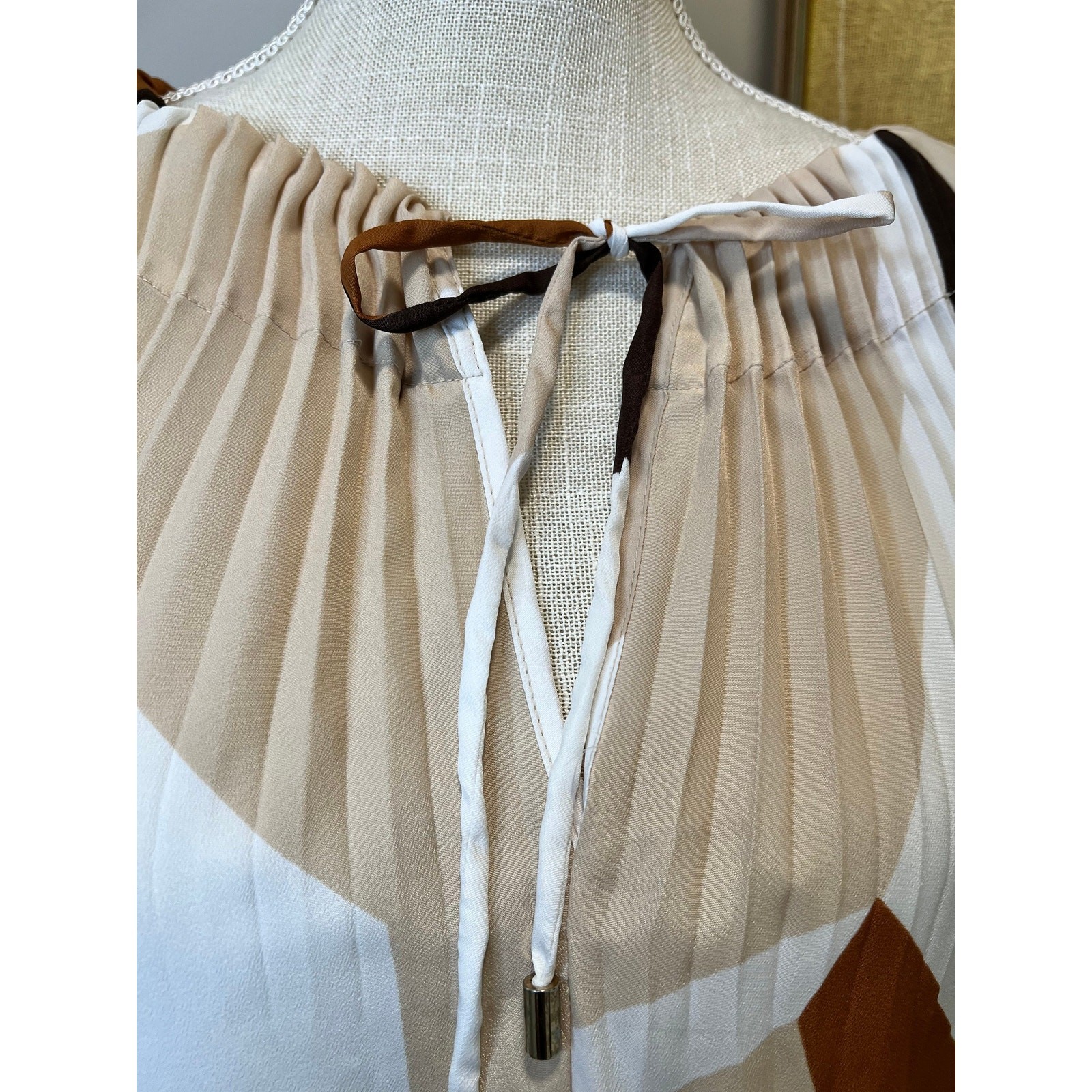 Vintage New York And Company Geometric Pleated Brown/Tan Mini Dress Size S