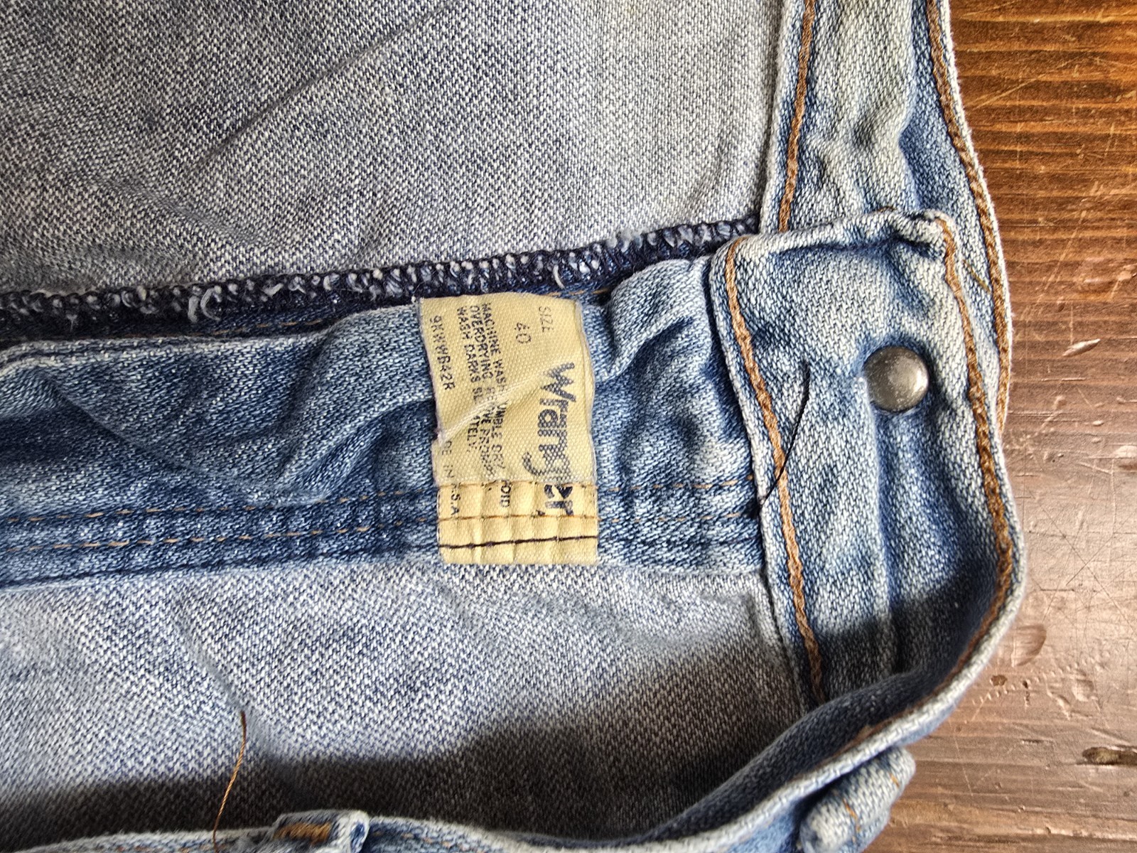 Early 70’s Wrangler Women’s Cutoff Shorts Schoville Zip(sz 40, 36w)