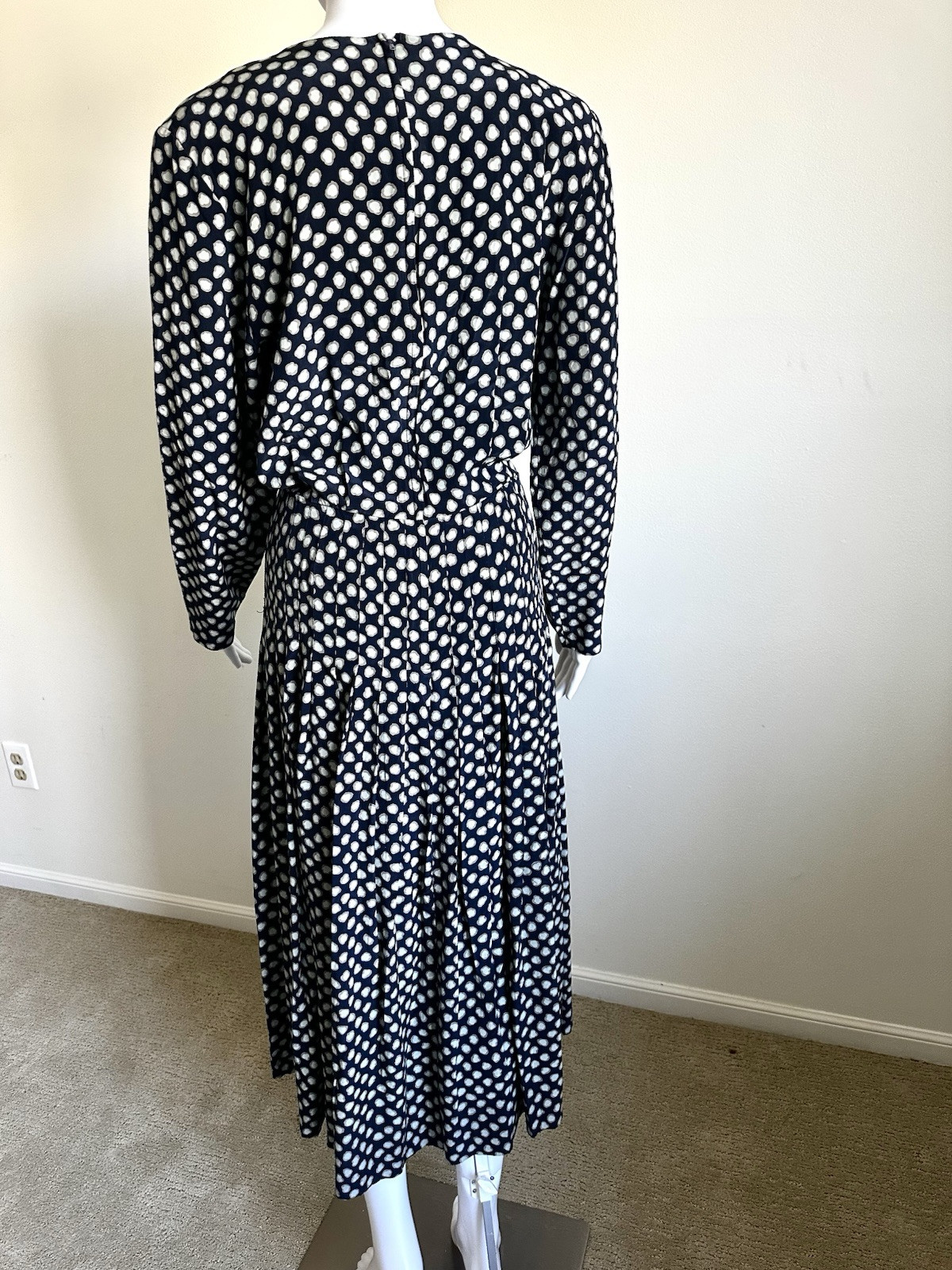 Vintage 80s Navy Silk Dress Top Stitch Pleated Tailored Midi Sz 8