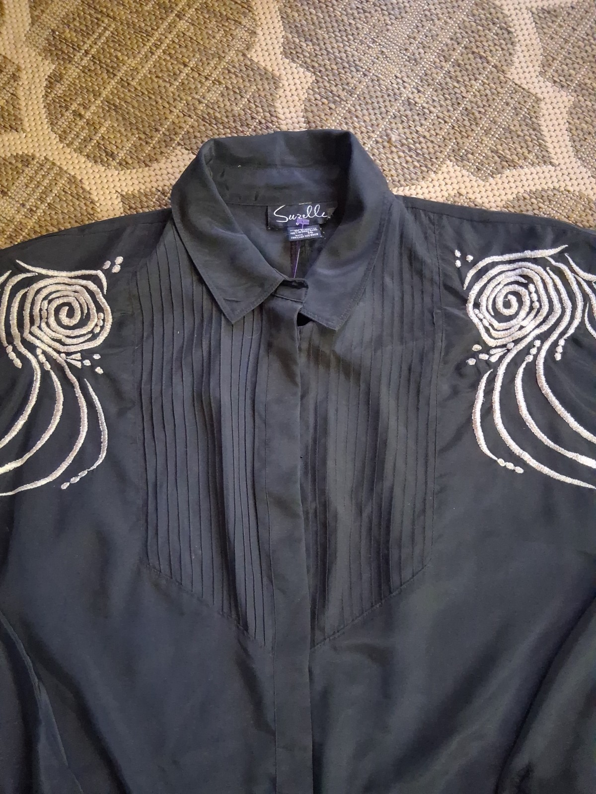 Vintage Suzelle Black Blouse Sz 14 Ornate Design On Shoulders Rockabilly