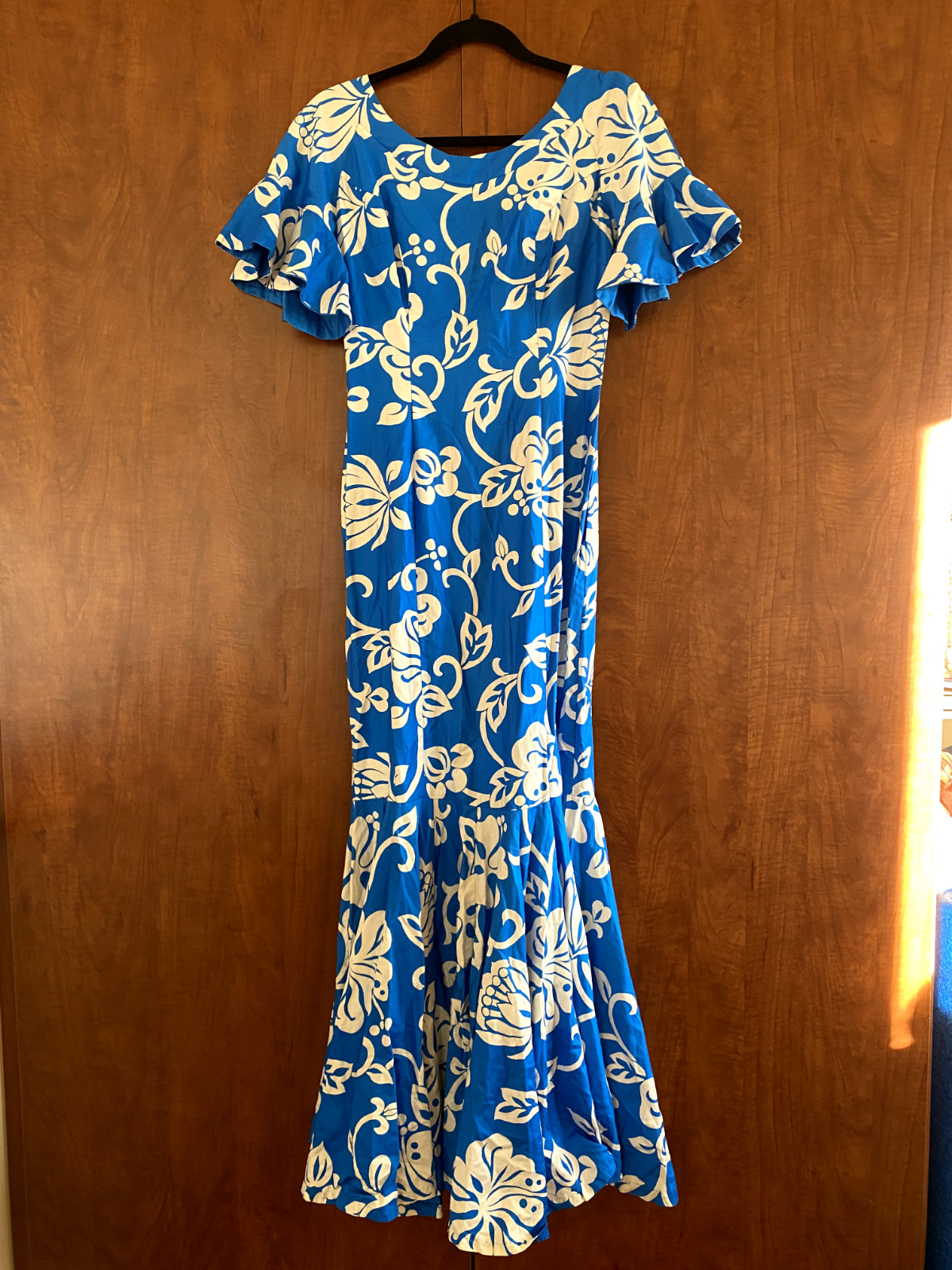 vintage Royal Hawaiian maxi mermaid flutter sleeves blue and white cotton dress