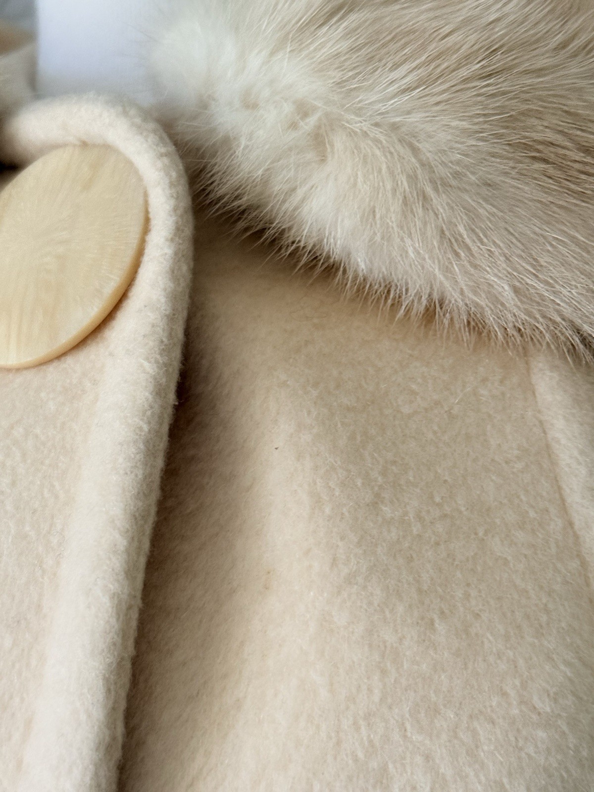 Vintage Ivory Swing Coat Real Fur Collar 50s 60s cream beige Bridal S wool USA